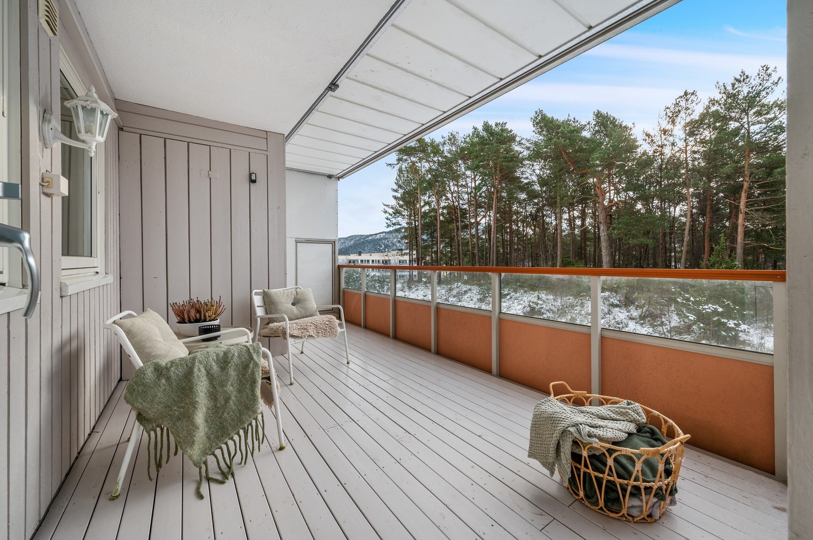 En flott sørvendt balkong. Galleribilde