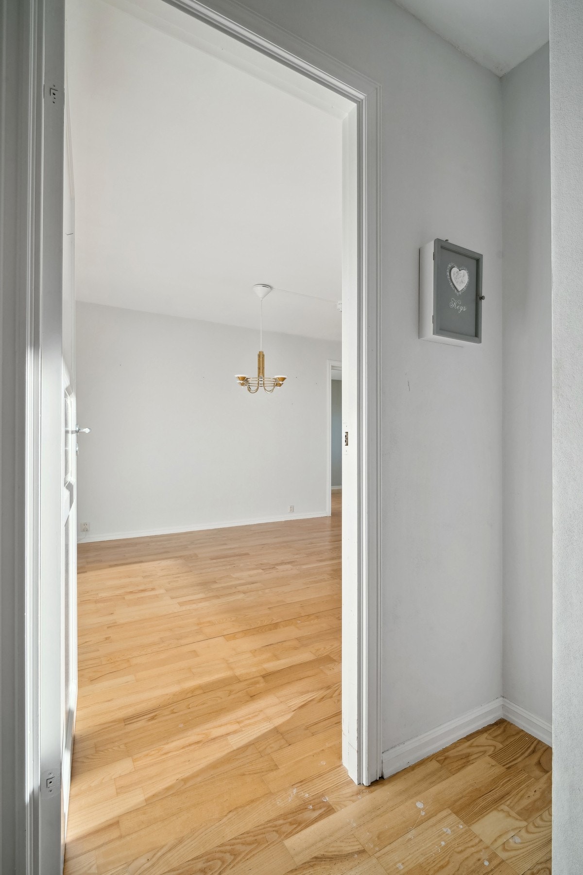 Husk å ordne med finansiering før visning. Galleribilde