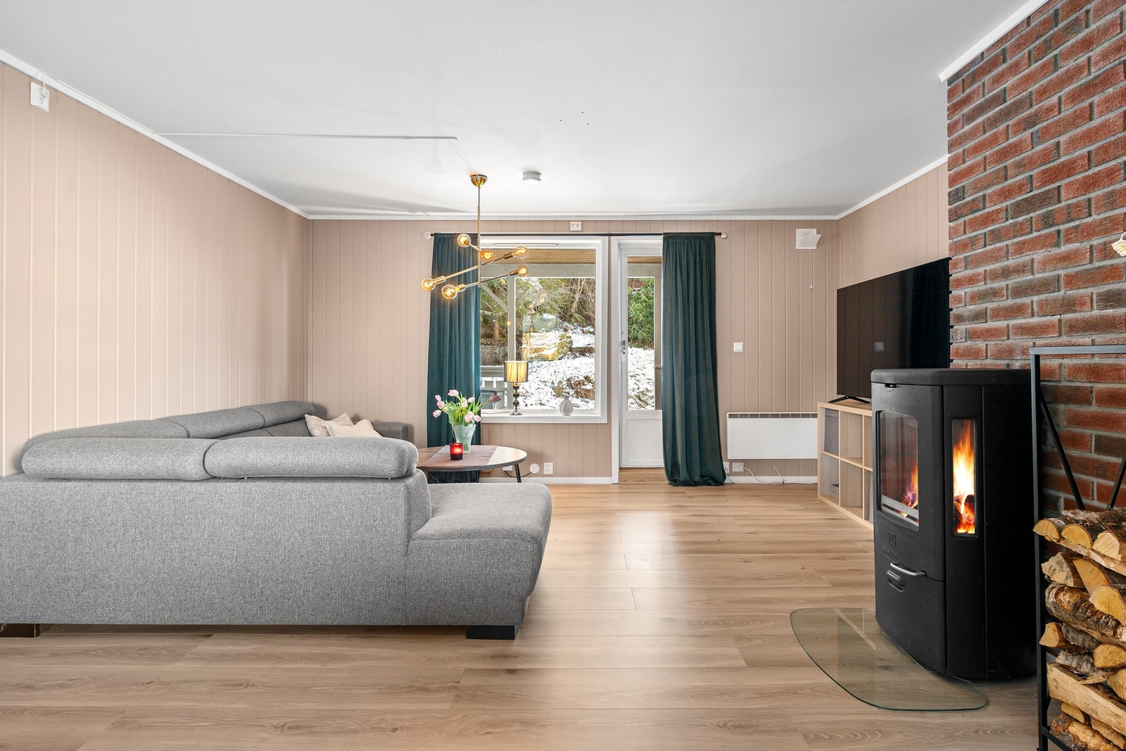 Stor stue som gir gode muligheter for møblering. Galleribilde