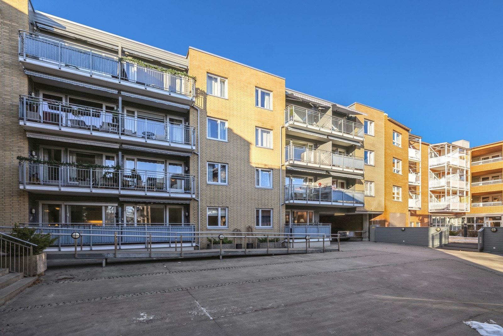 Velkommen til leilighet 142 - en flott 2 roms leilighet med trappefri adkomst Galleribilde