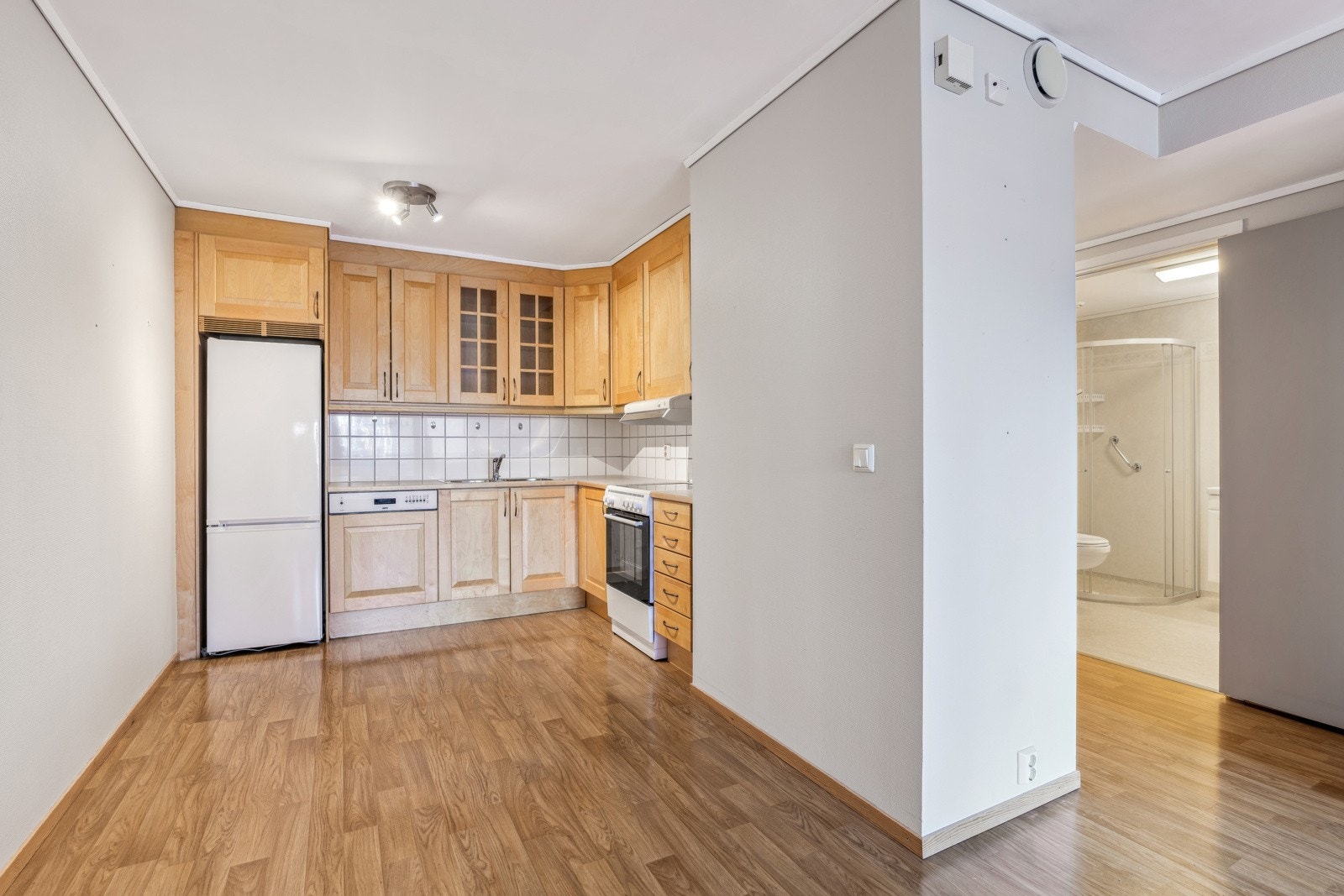 Stue vendt mot kjøkken Galleribilde