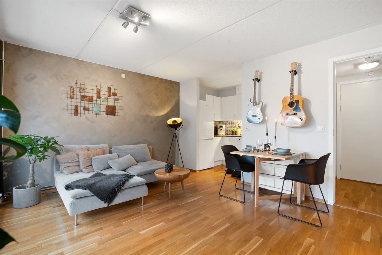 Velkommen til Hauchs gate 7, en flott 2-roms like ved Alexander Kiellands plass. Galleribilde