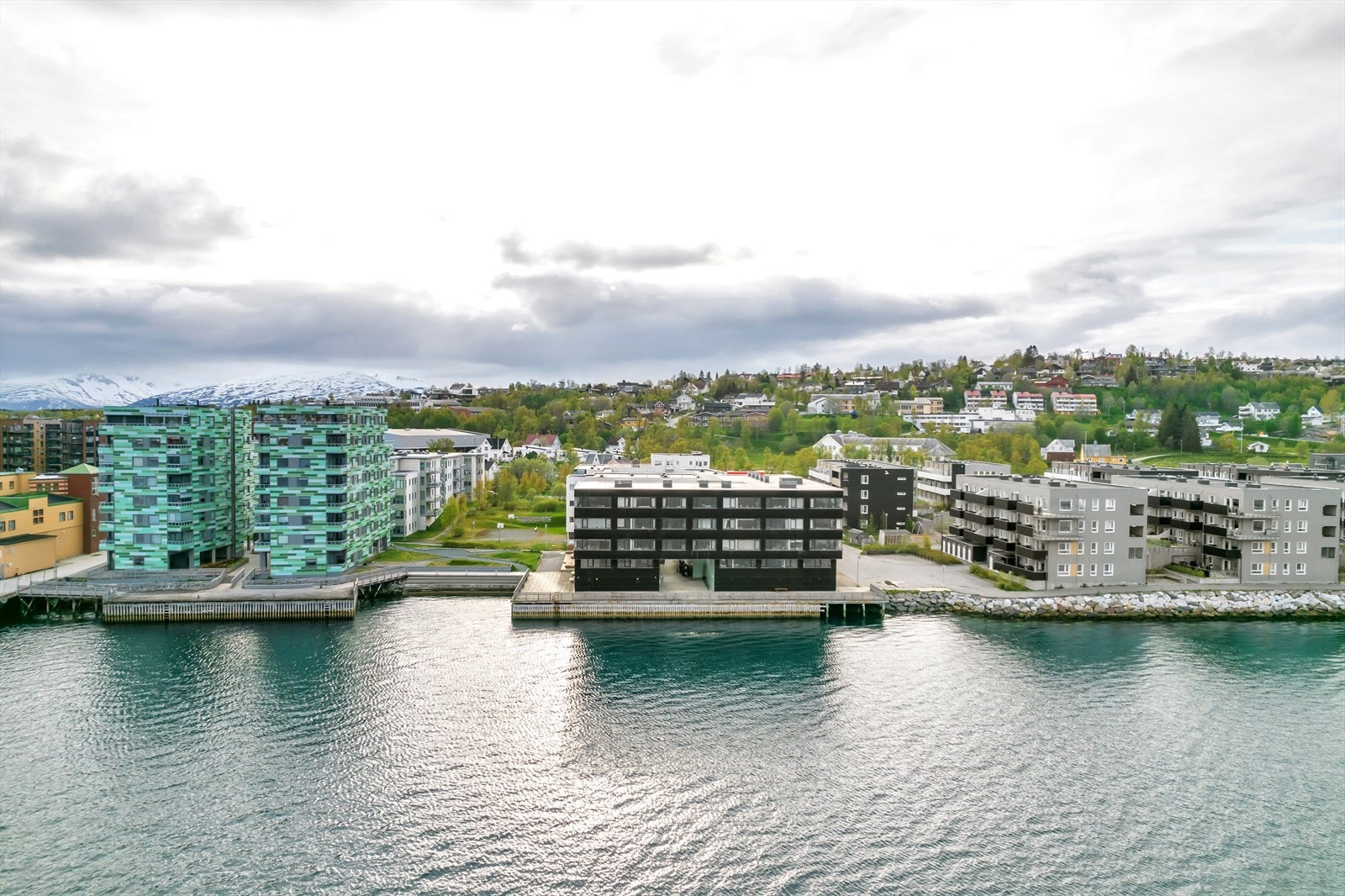 Drone tatt sommerstid Galleribilde