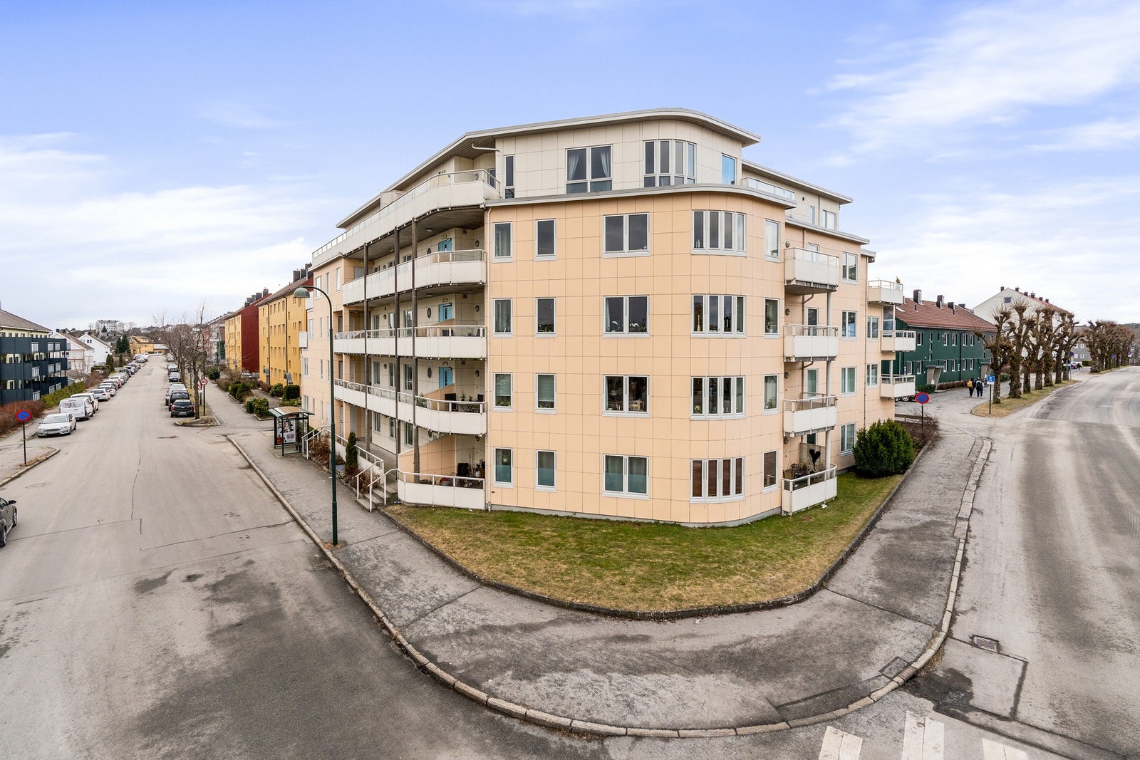 - St. Olavs vei er et kjent bygg på Lund og ligger midt i smørøyet og gangavstand til alle fasiliteter man skulle ha behov for | UIA ligger også rett ved - Galleribilde