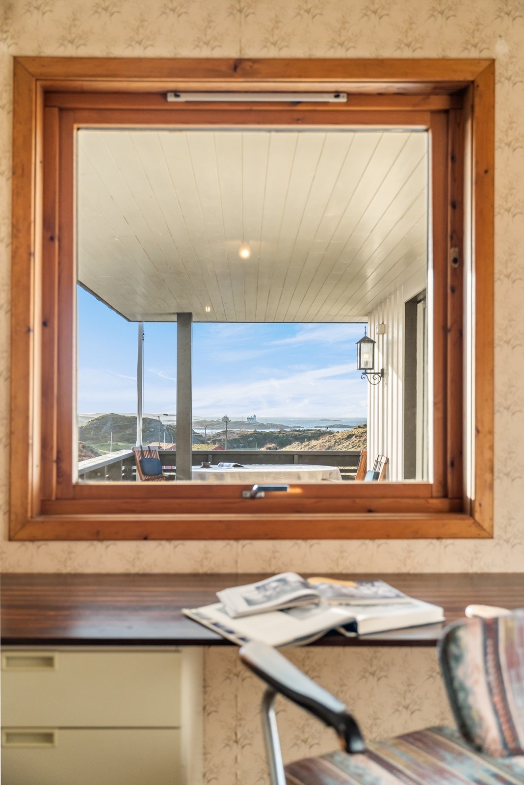 Utsikt fra arbeidsrom/gjesterom. Galleribilde