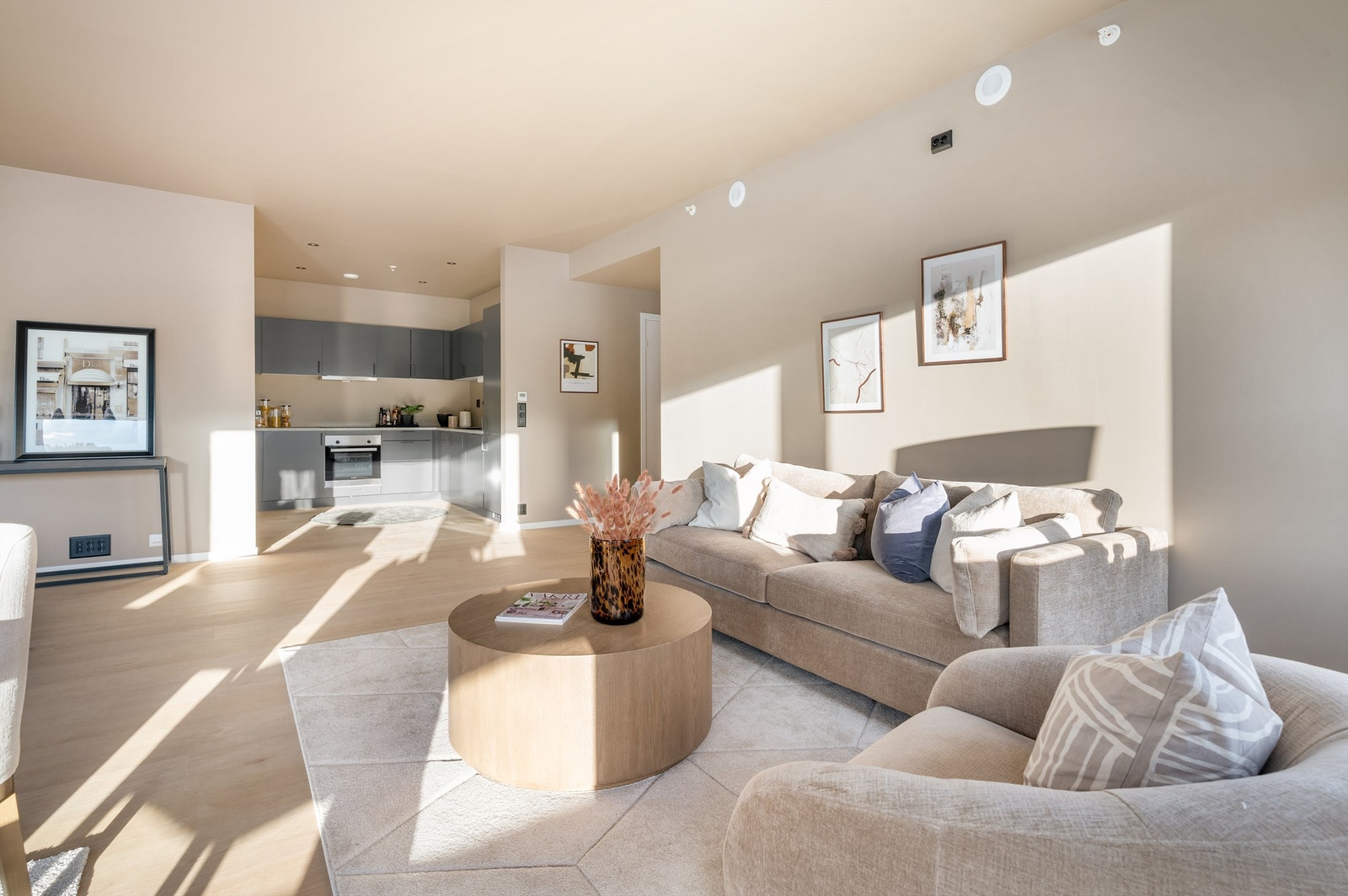 Leiligheten er oppført iht. bestemmelsene i Plan og bygningsloven og Teknisk forskrift, TEK 17 Galleribilde