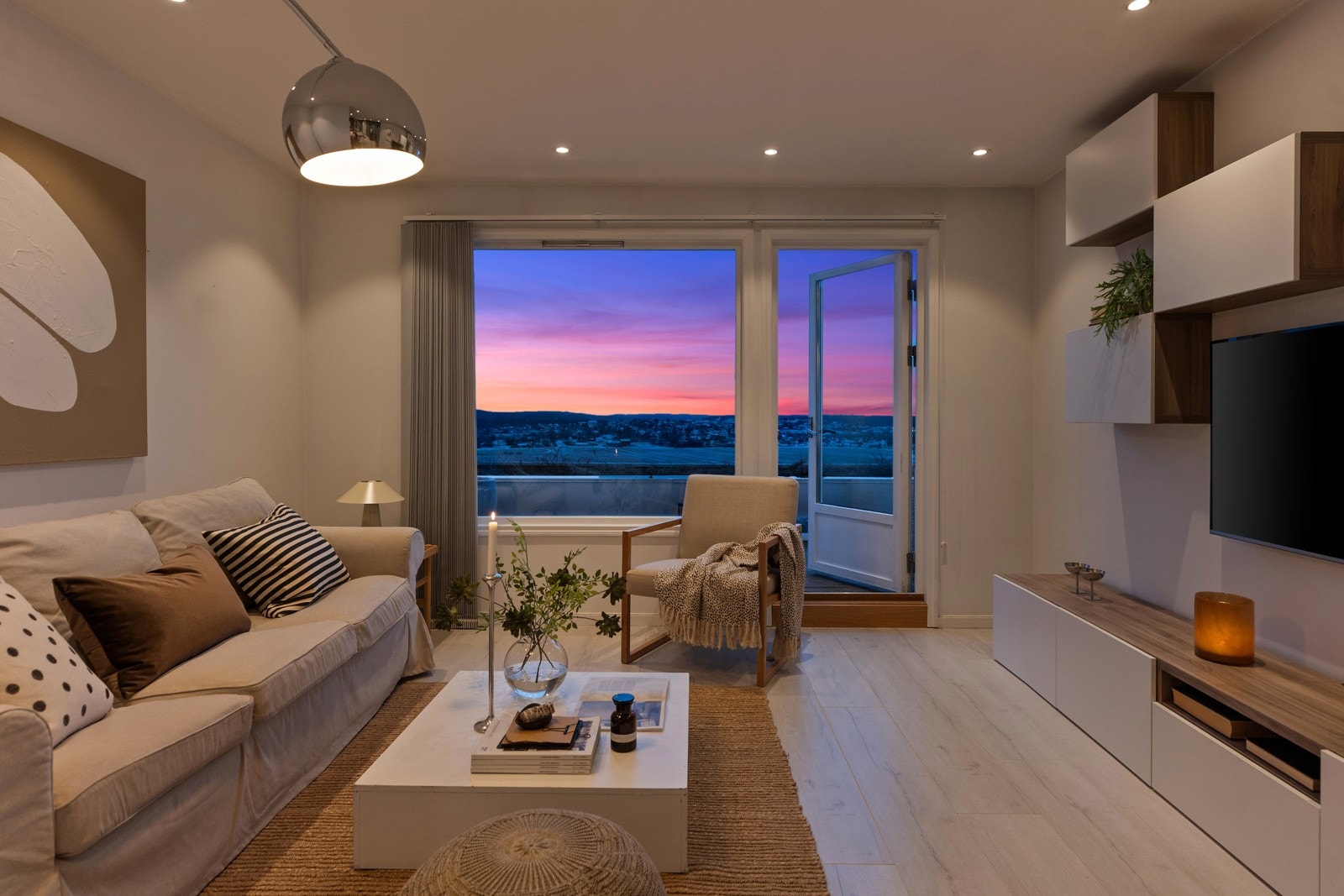 Utsikten fra stuen er helt rå Galleribilde