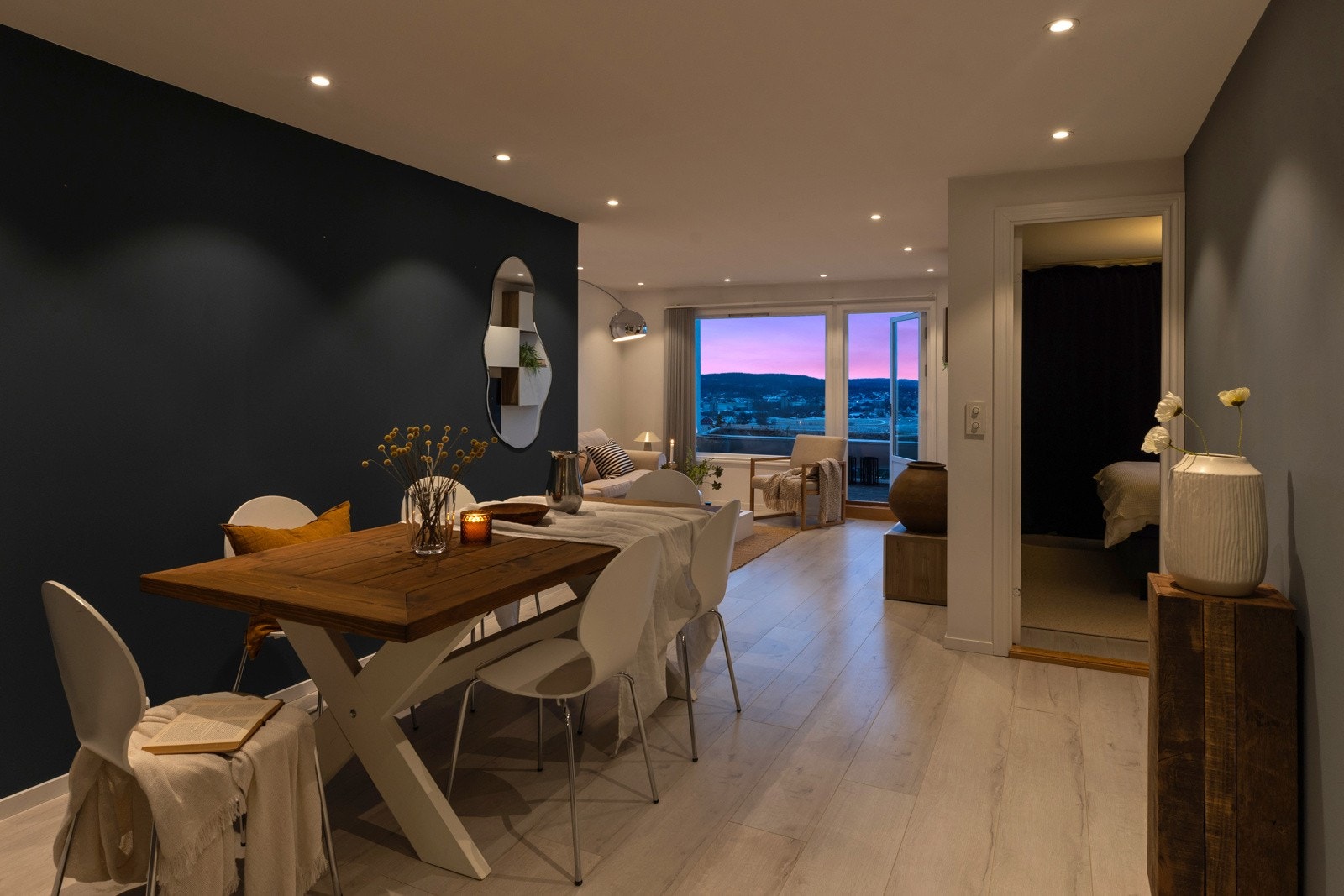 Leiligheten har gjennomgående planløsning Galleribilde