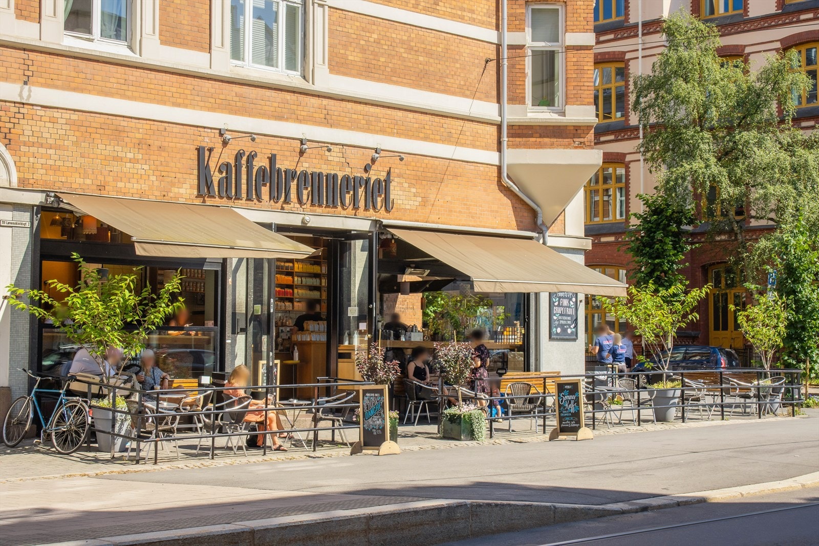 Populære Kaffebrenneriet er kun en kort spasertur unna leiligheten. Galleribilde