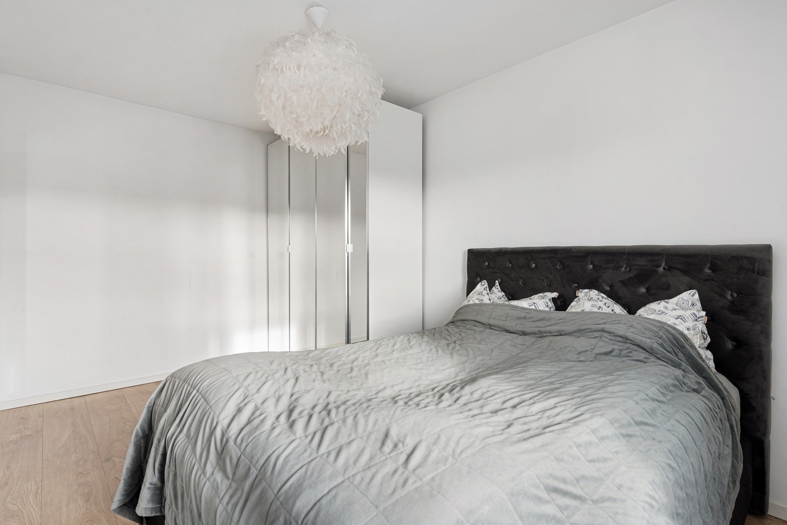 Rikelig med lagringsplass også i boder på loft og i kjeller Galleribilde