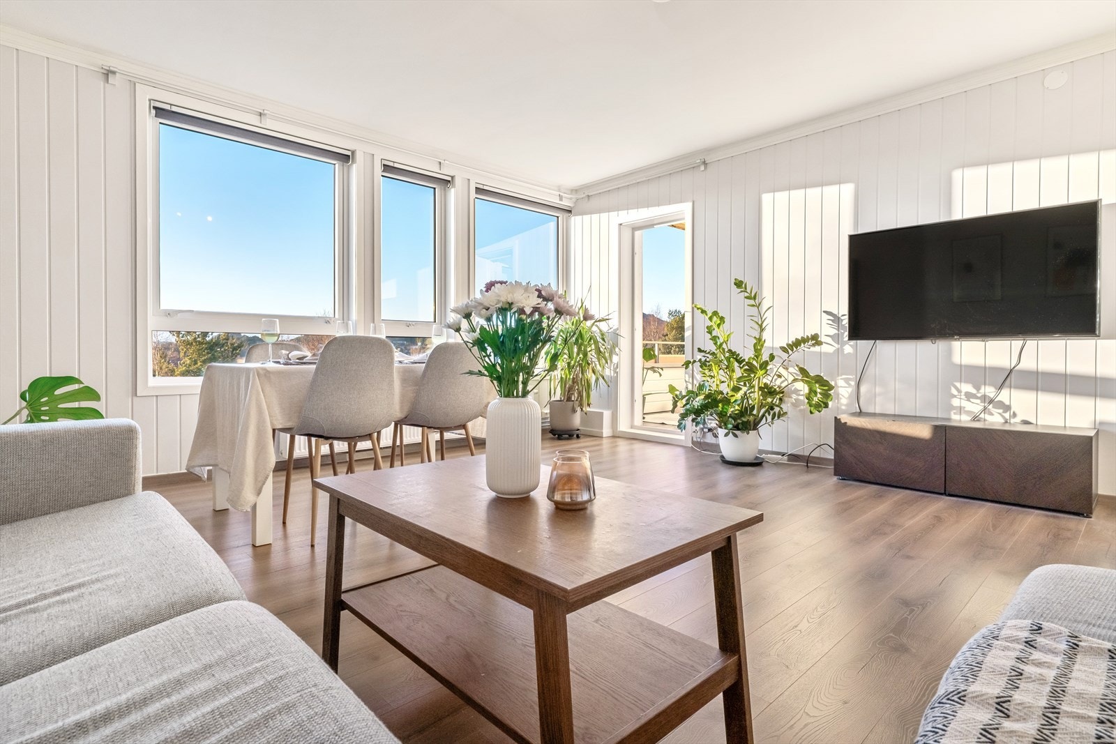 - Leiligheten innehar en moderne og innflytningsklar standard - Galleribilde