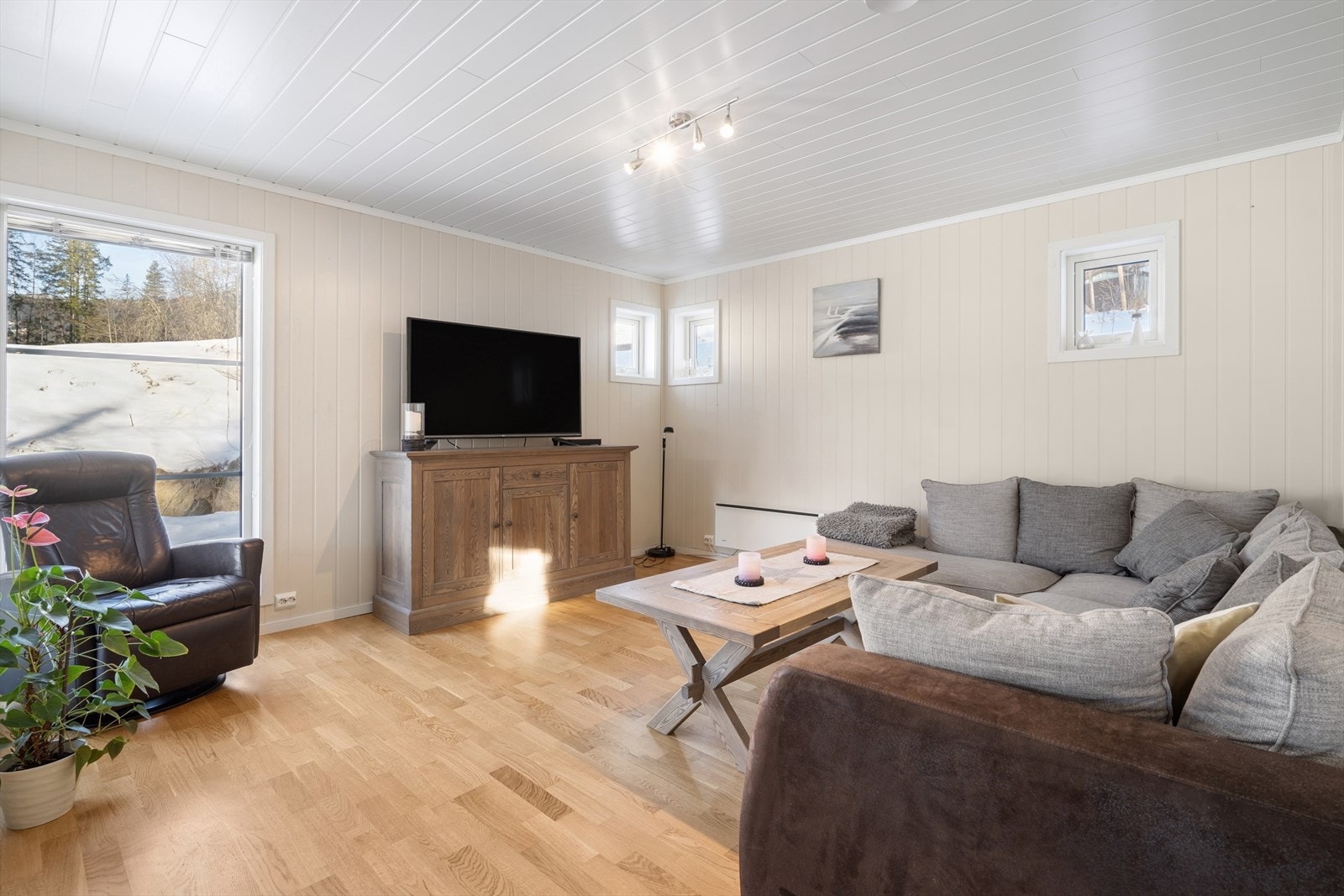 Lyse og tidløse farger. Galleribilde