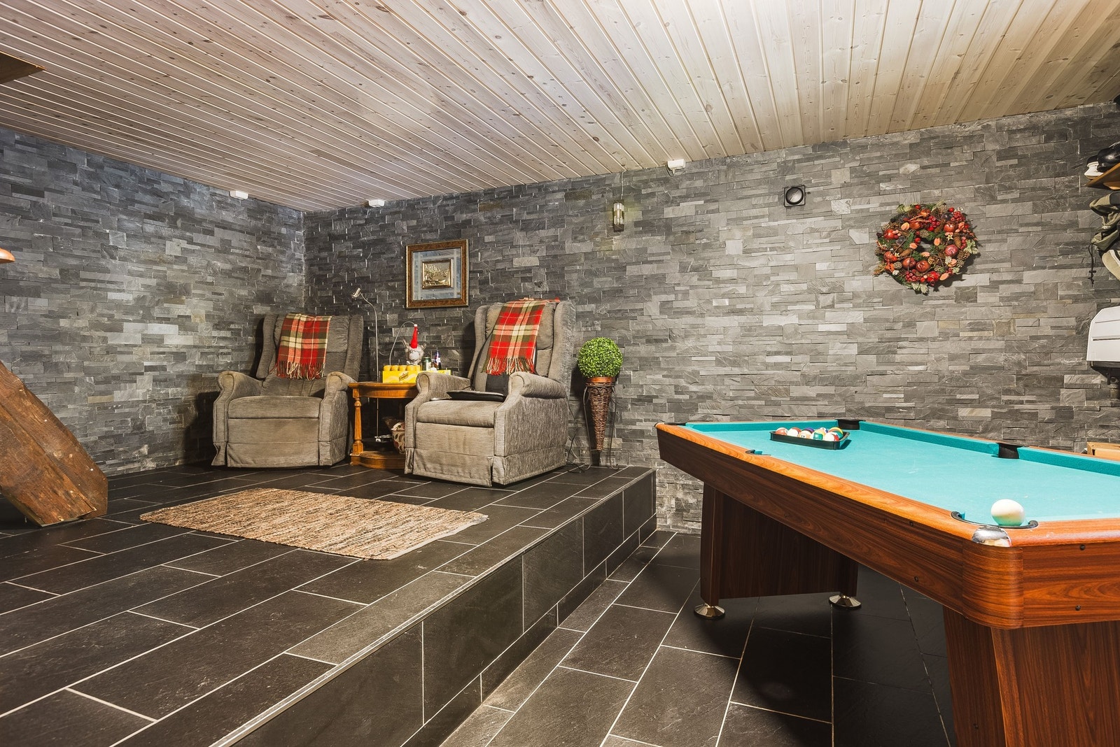 Hobbyrum i källaren Galleribilde