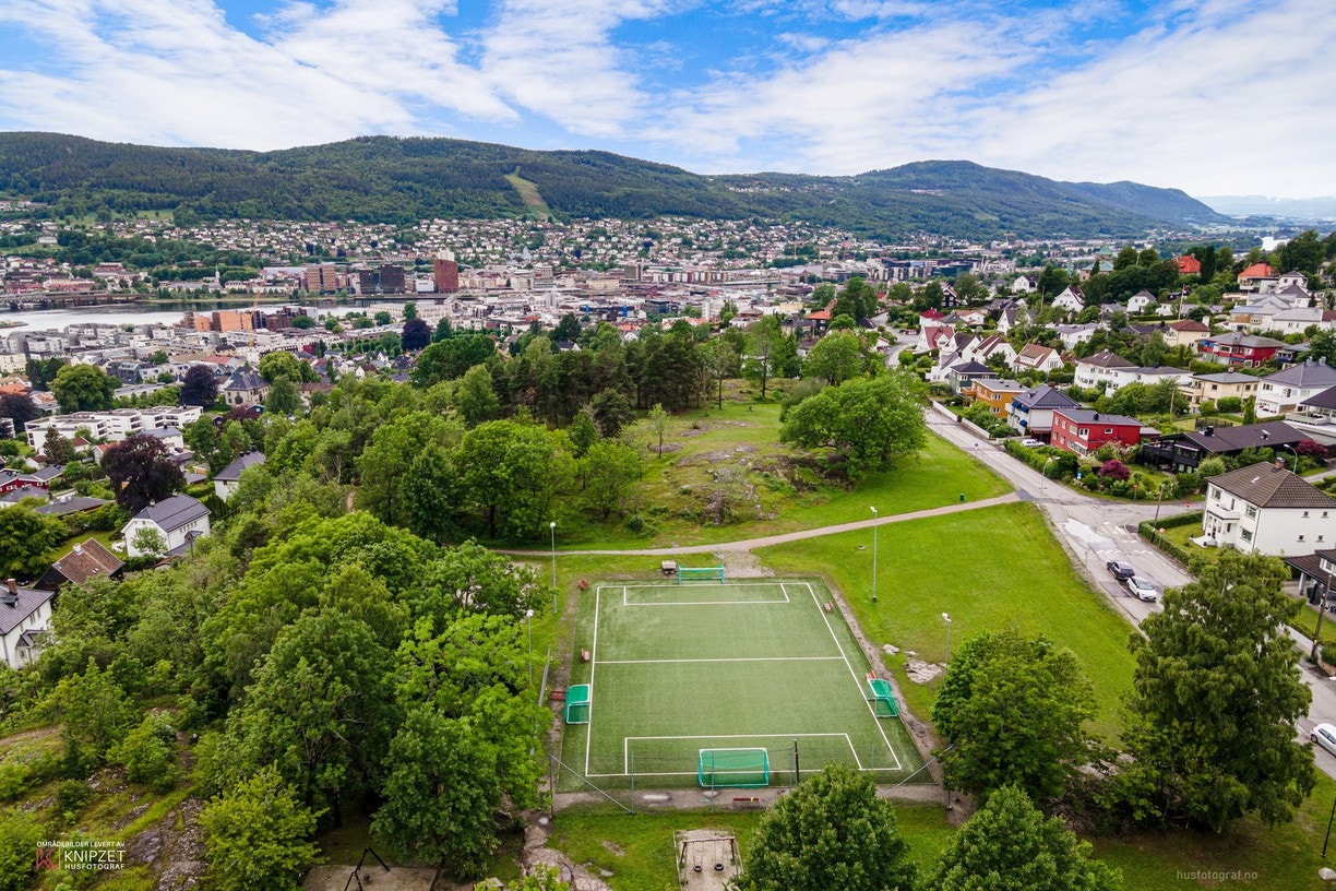 Her er det også flott fotballbane like i nærheten. Galleribilde