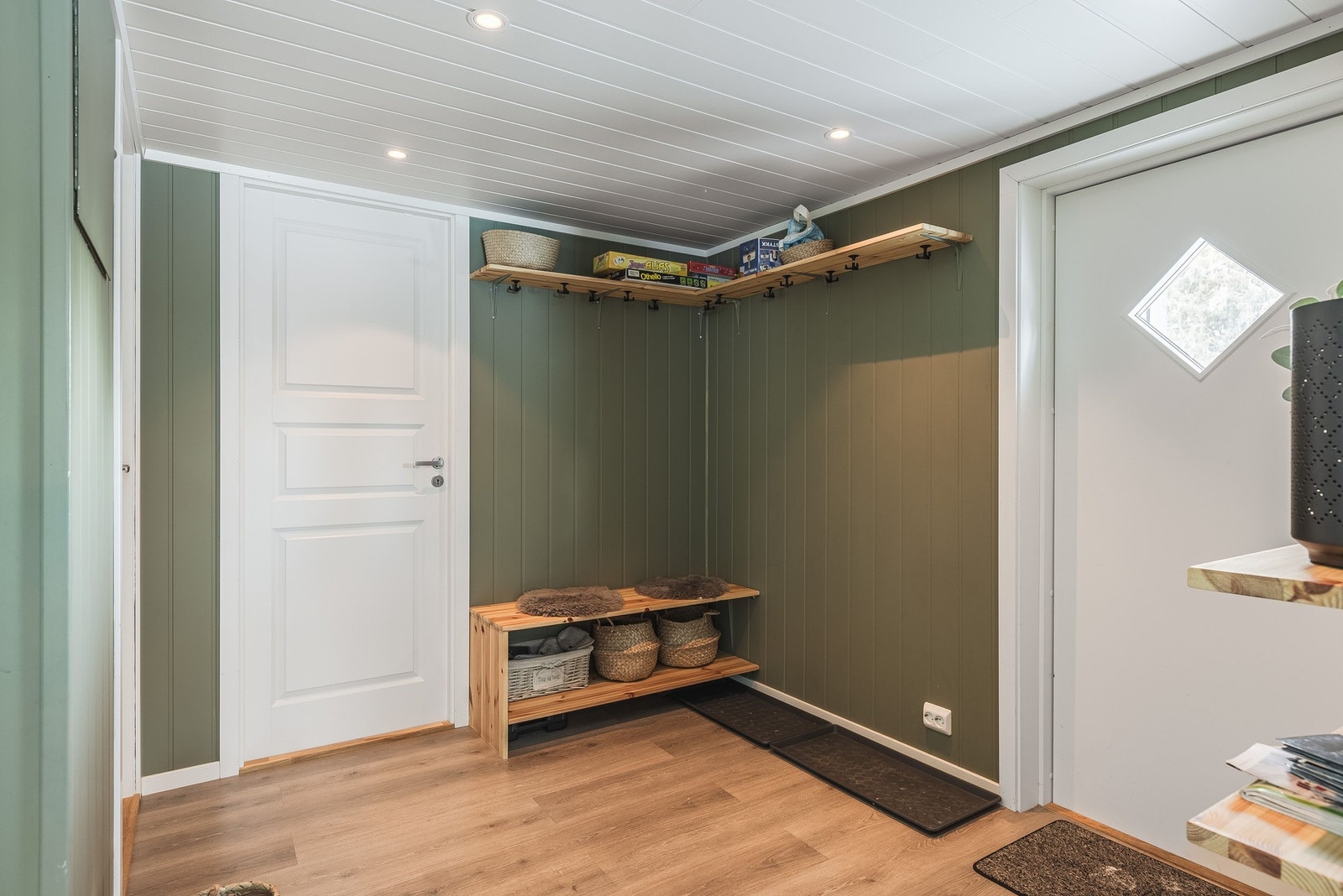 Stor och rymlig entré Galleribilde