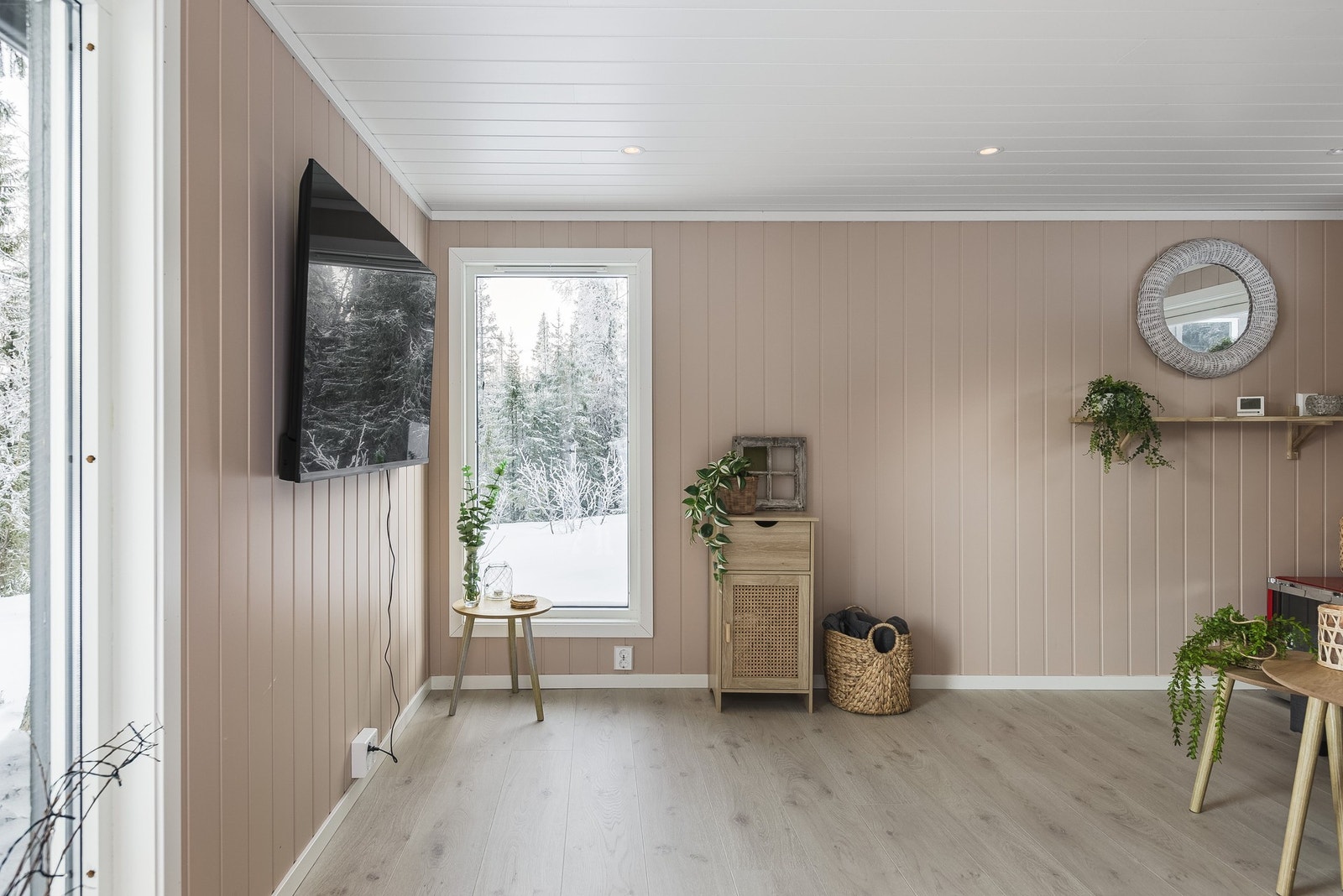 Gäststugan. Galleribilde