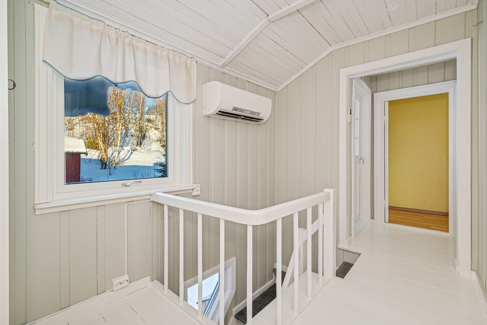 Gang 2. etasje. Galleribilde