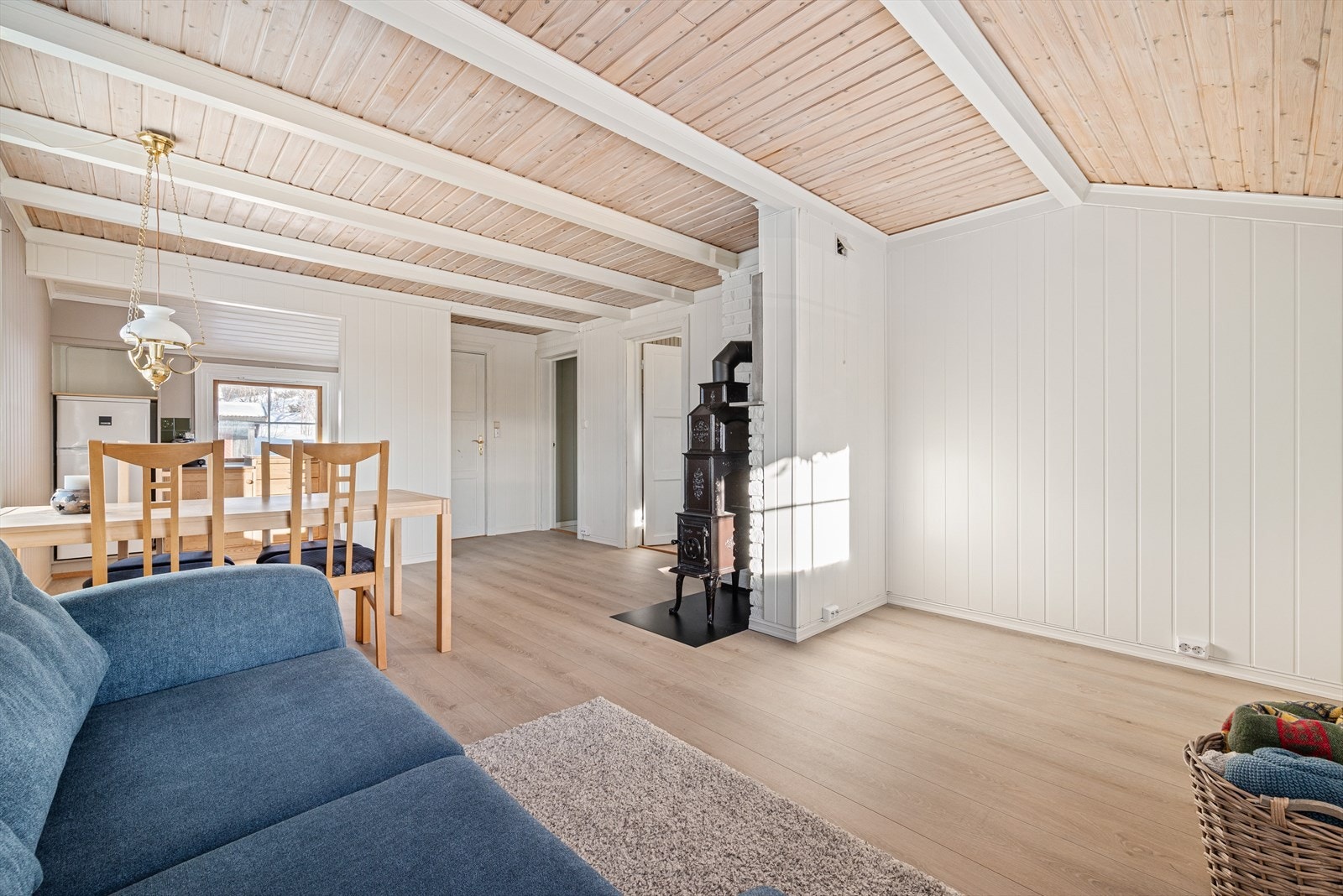 Stue/kjøkken i 2.etasje. Galleribilde