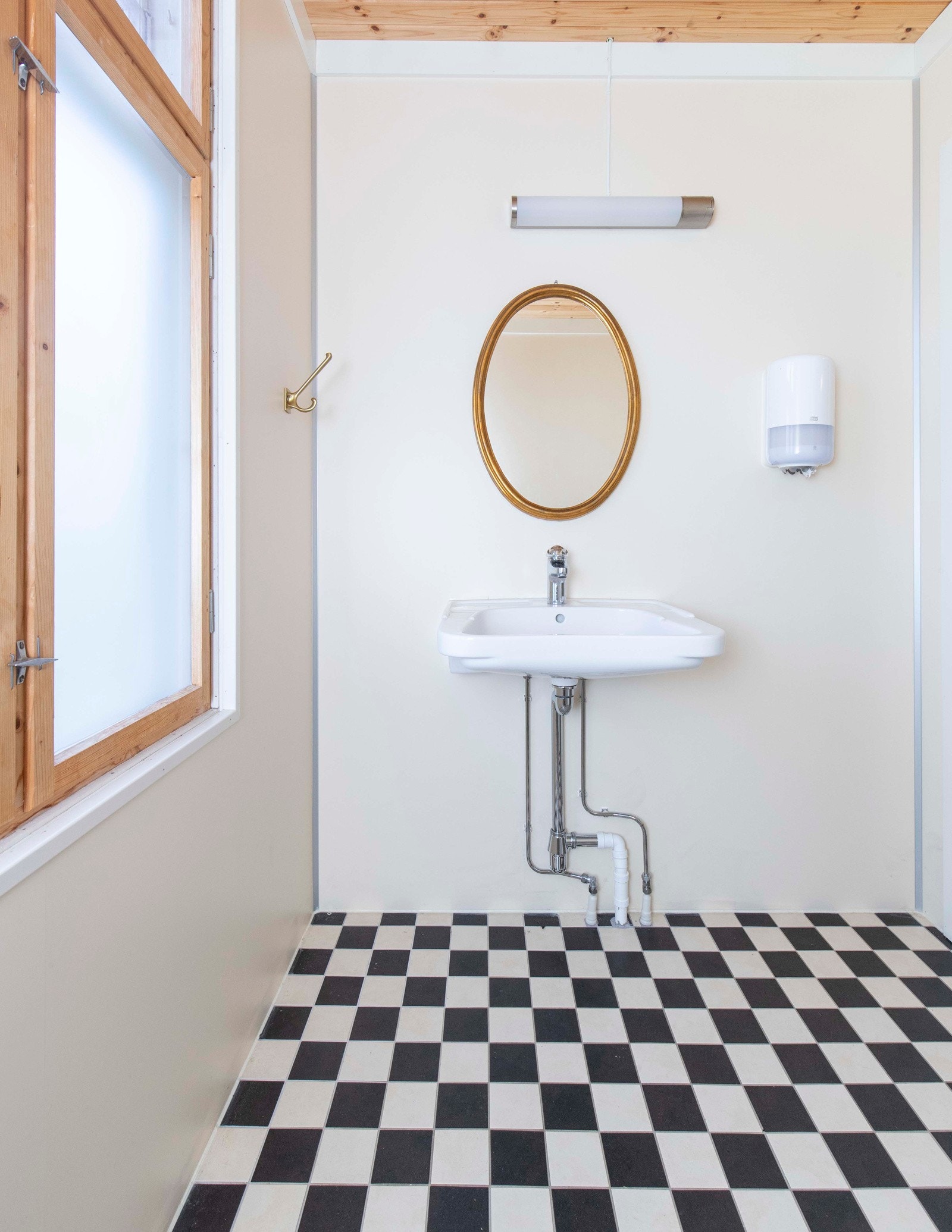 Bad_1etg (2) Galleribilde