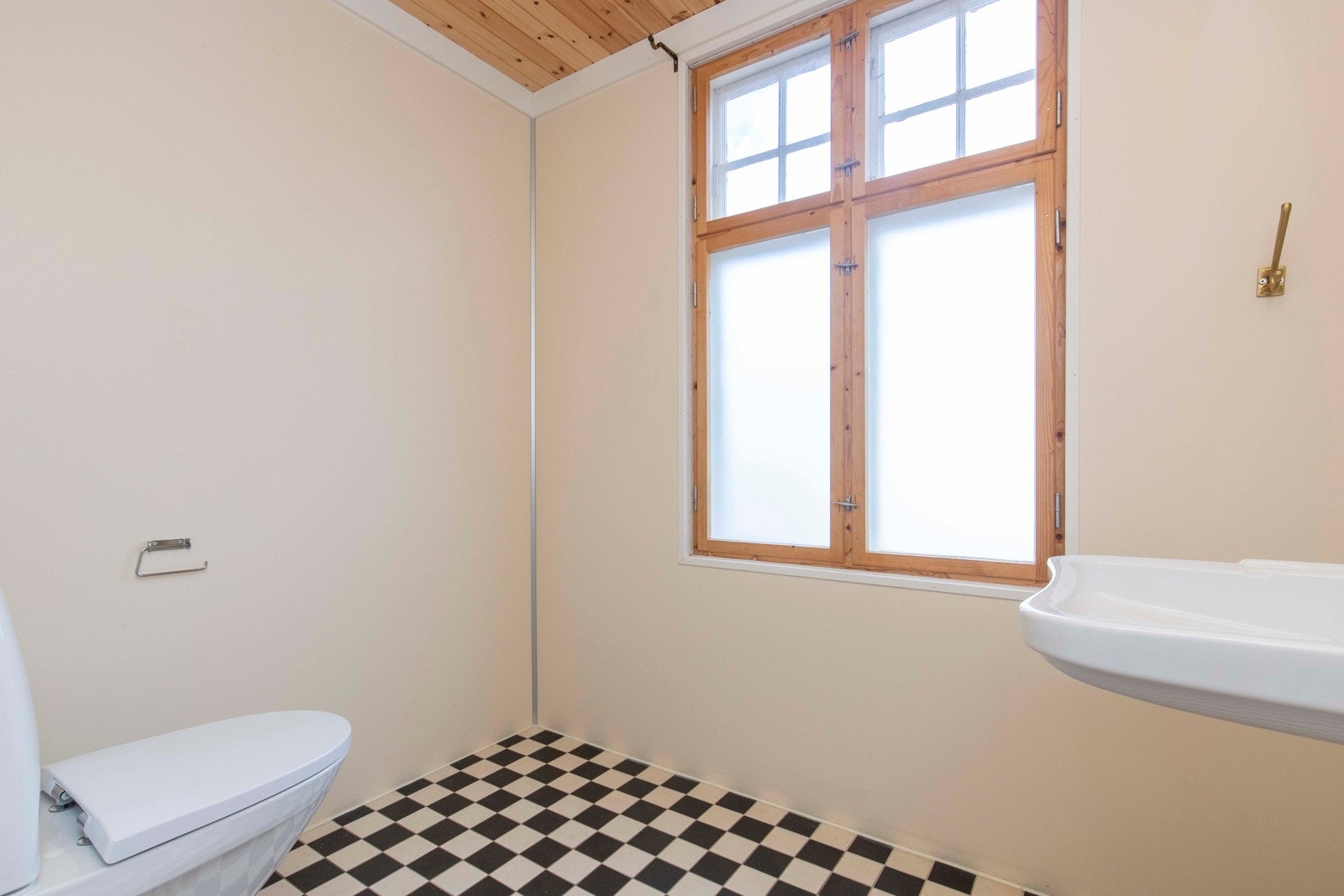 Bad_1etg Galleribilde