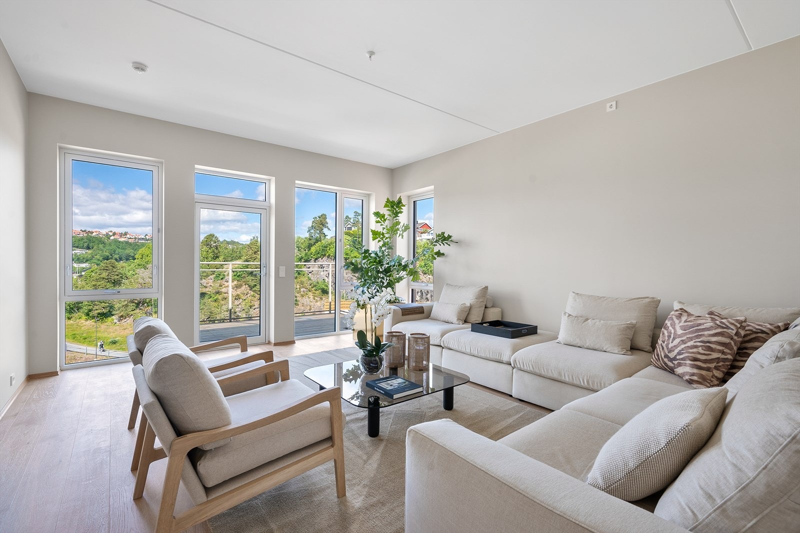 Lekkert innredet og påkostet leilighet - Kan selges fullt møblert og utstyrt. Galleribilde