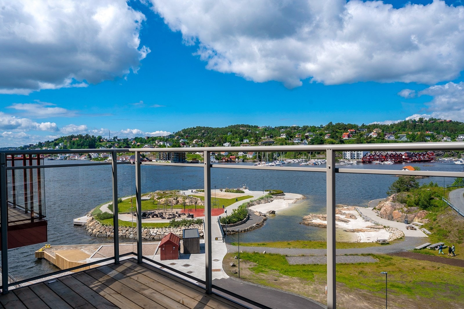 Beliggenhet i særklasse i Arendals nye bydel, Bryggebyen på Vindholmen. Galleribilde