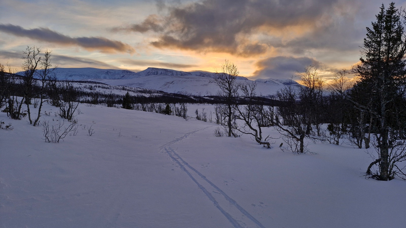 Turterreng mot Helin, Grindane og Hemsedal Galleribilde