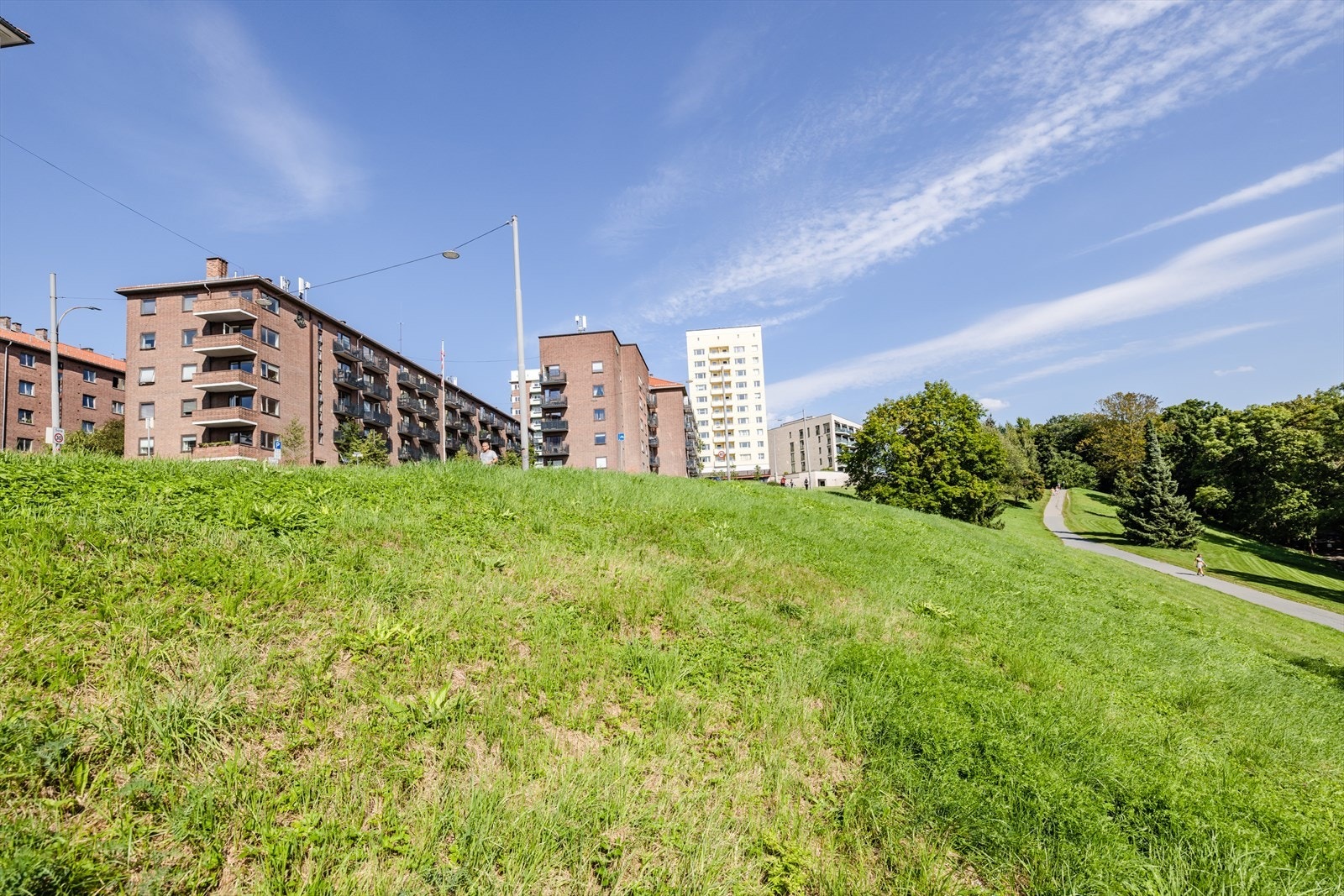 Fra leiligheten er det umiddelbar nærhet til Akerselva, grønne parker og fine turstier Galleribilde