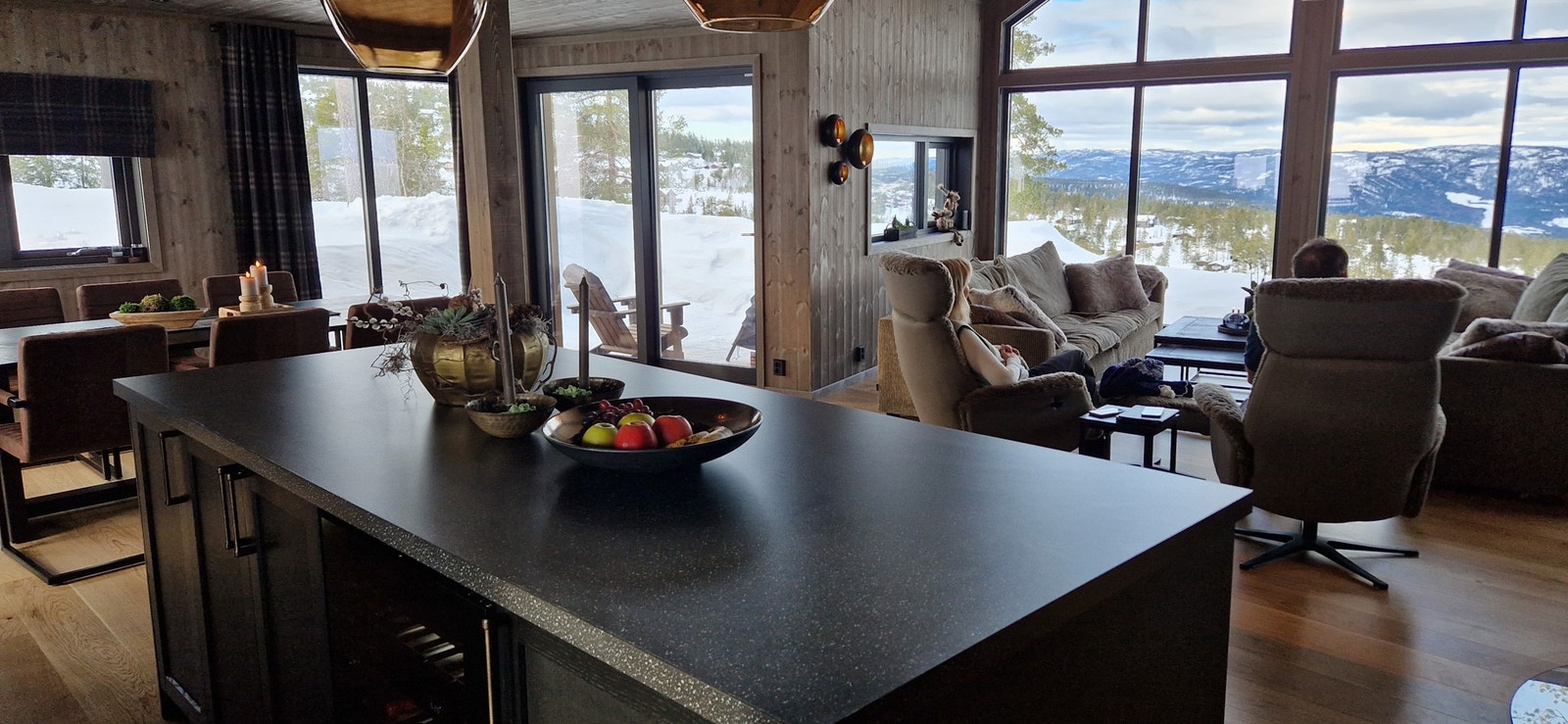 Bli inspirert av Storstein som er tegnet av Friis Arkitekter.
Avvik vil forekomme Galleribilde