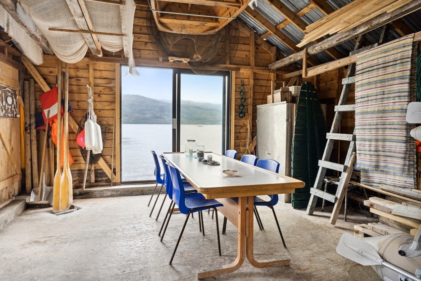 Nydelig å kunne sitje her i all slags vestlandsvêr med familie og venner Galleribilde