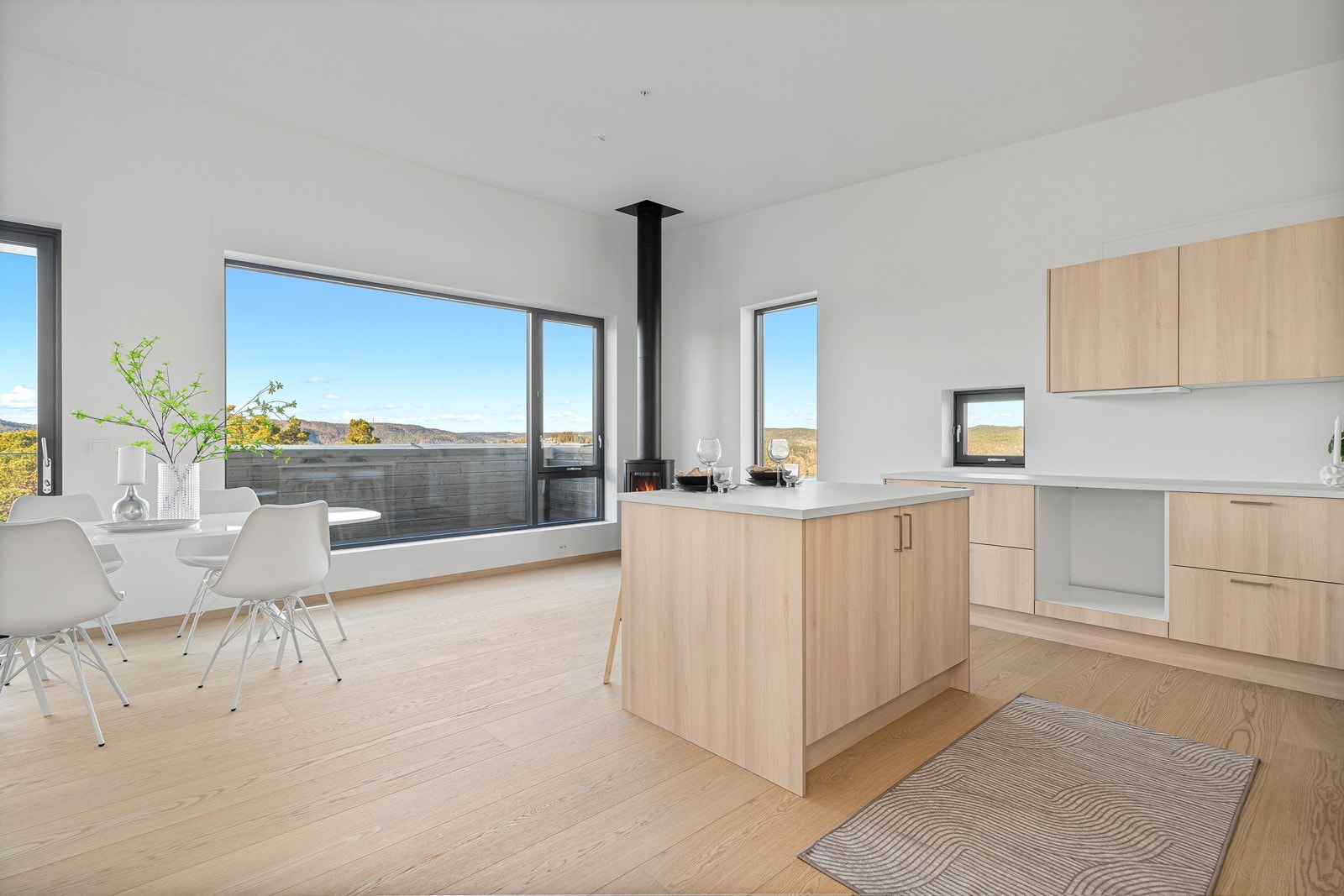 Nyoppført eierseksjon med moderne løsninger og høy standard Galleribilde