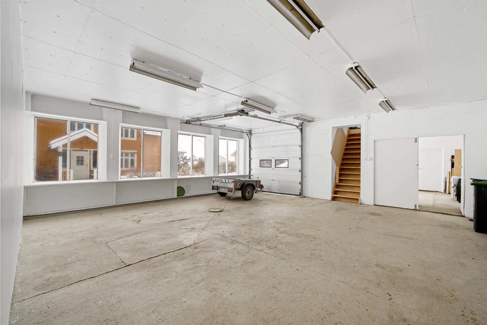 God plass for oppbevaring eller hobbyvirksomhet Galleribilde