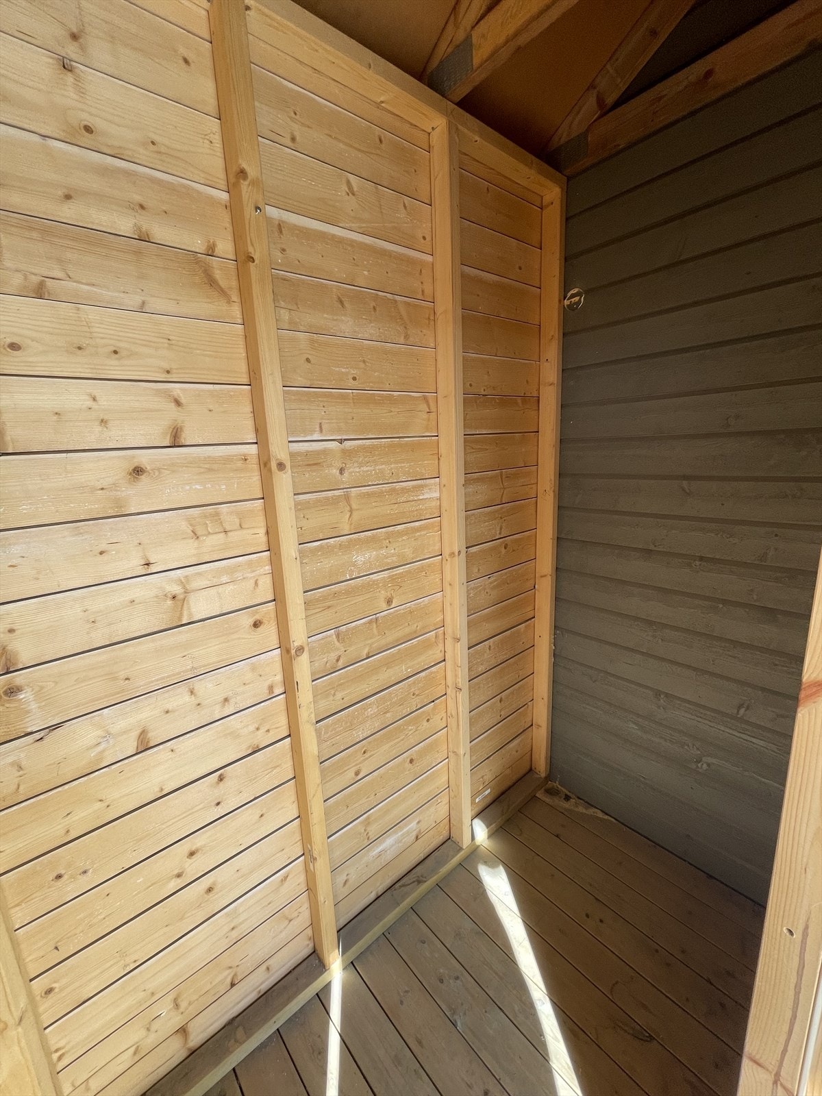 Utvendig bod. Galleribilde