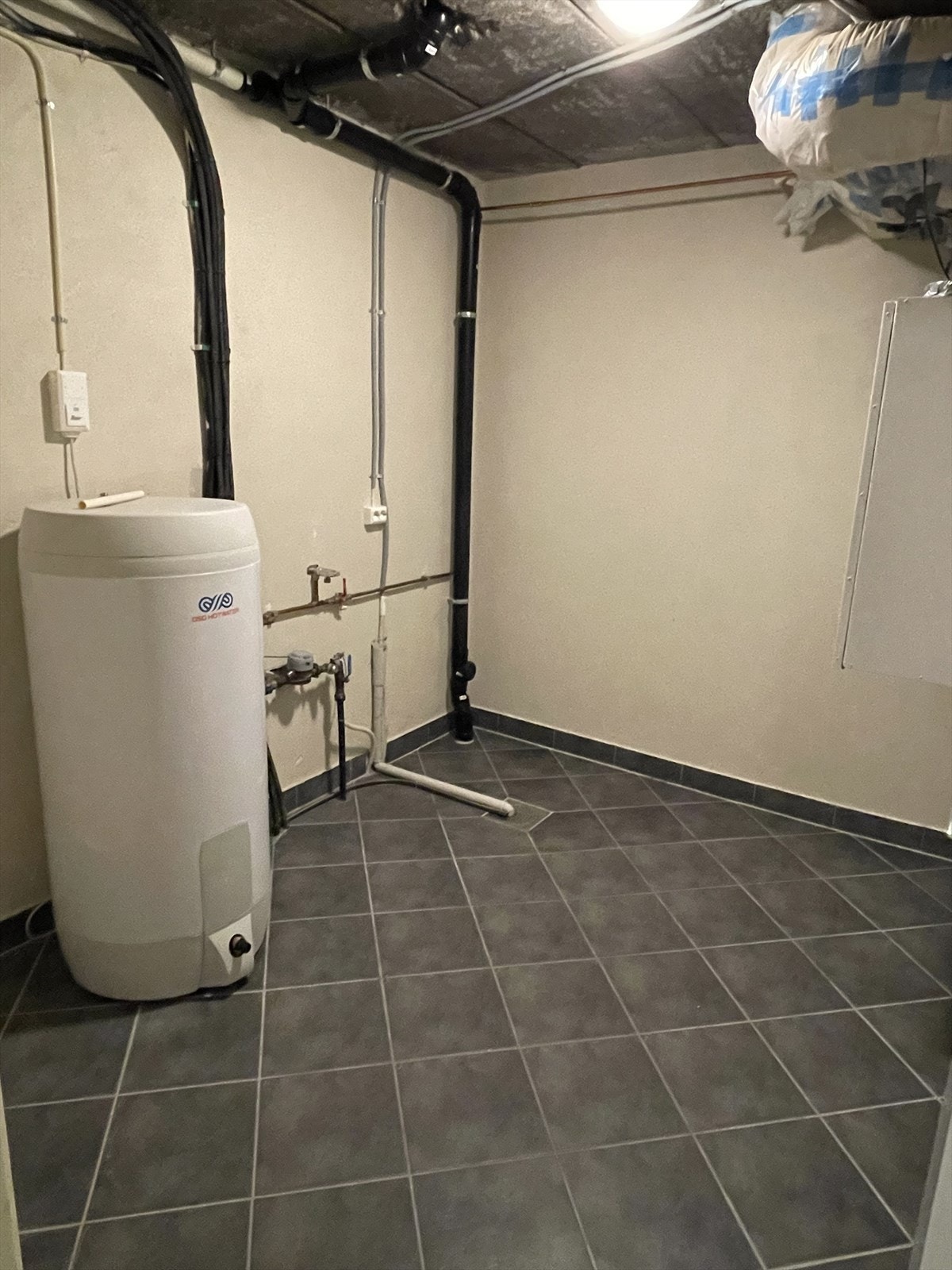 Romslig vaskerom Galleribilde