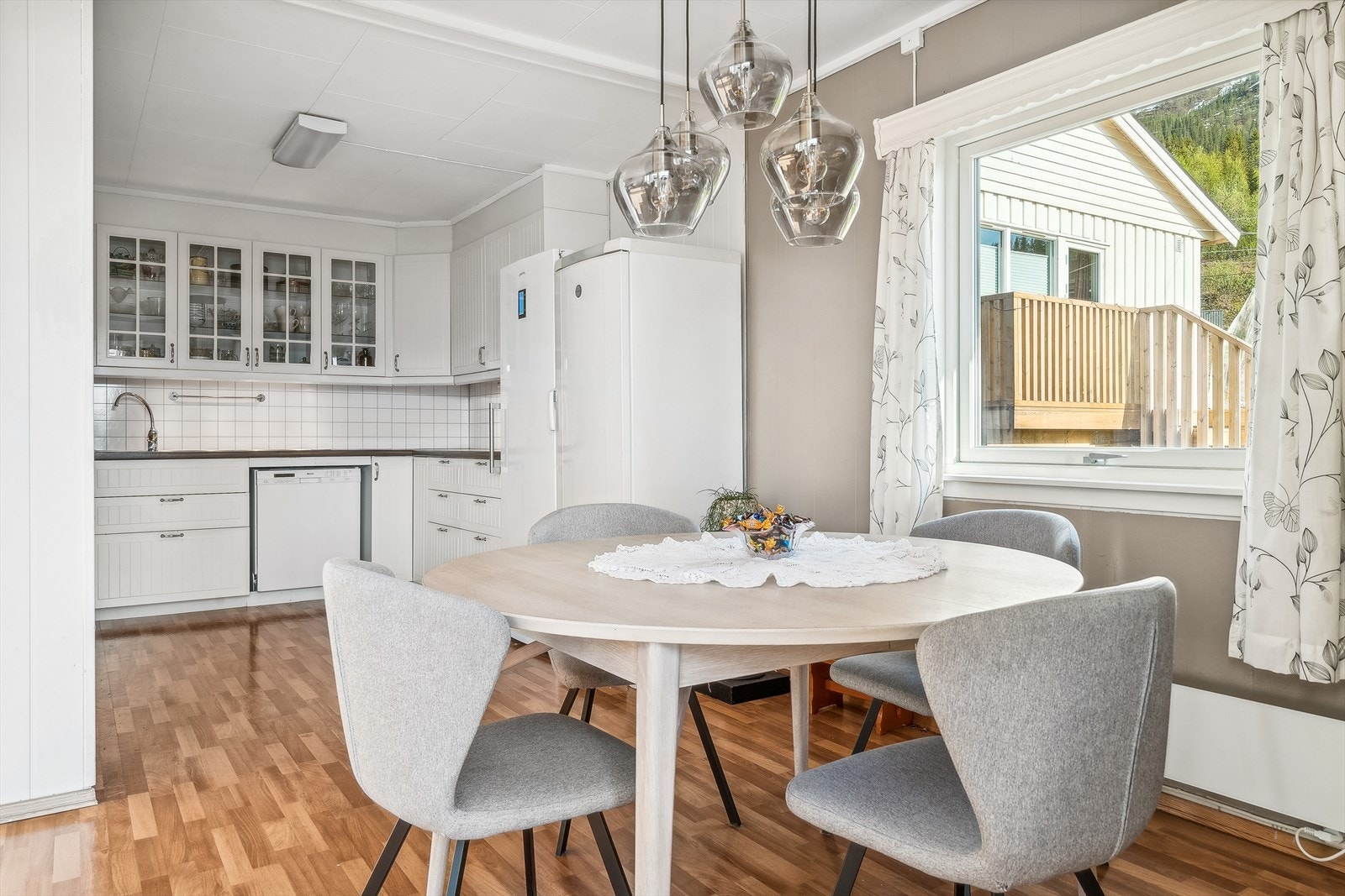 Her kan både frokost og middag kan nytes. Galleribilde