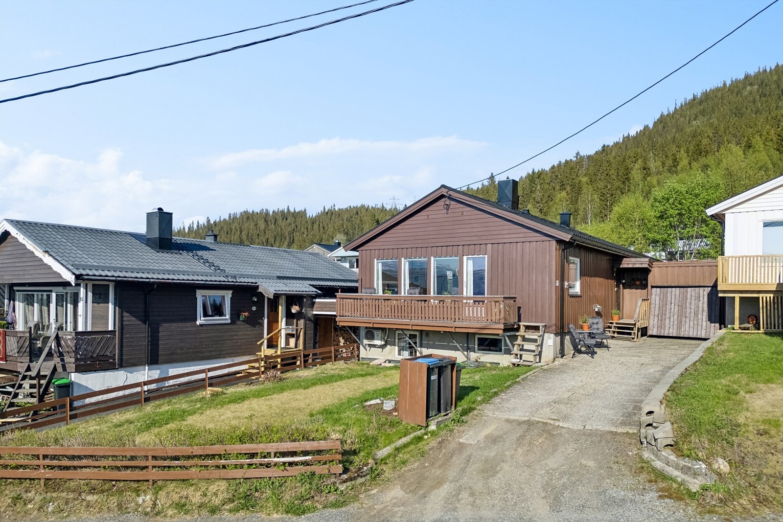 En flott kjedet enebolig i et populært og attraktivt område på Hauknes. Galleribilde