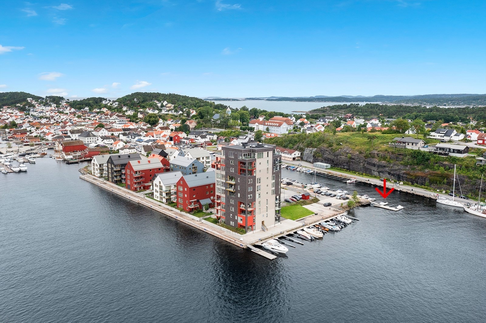 Kort gange fra leilighet til båtplass Galleribilde
