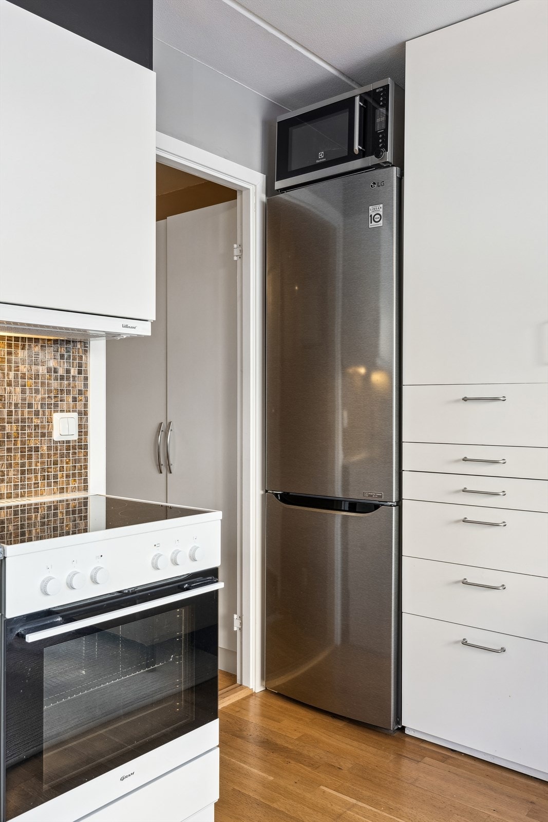 Her har du godt med skapplass. Galleribilde