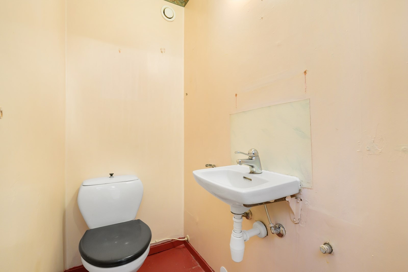 Wc, svært enkel standard. Galleribilde