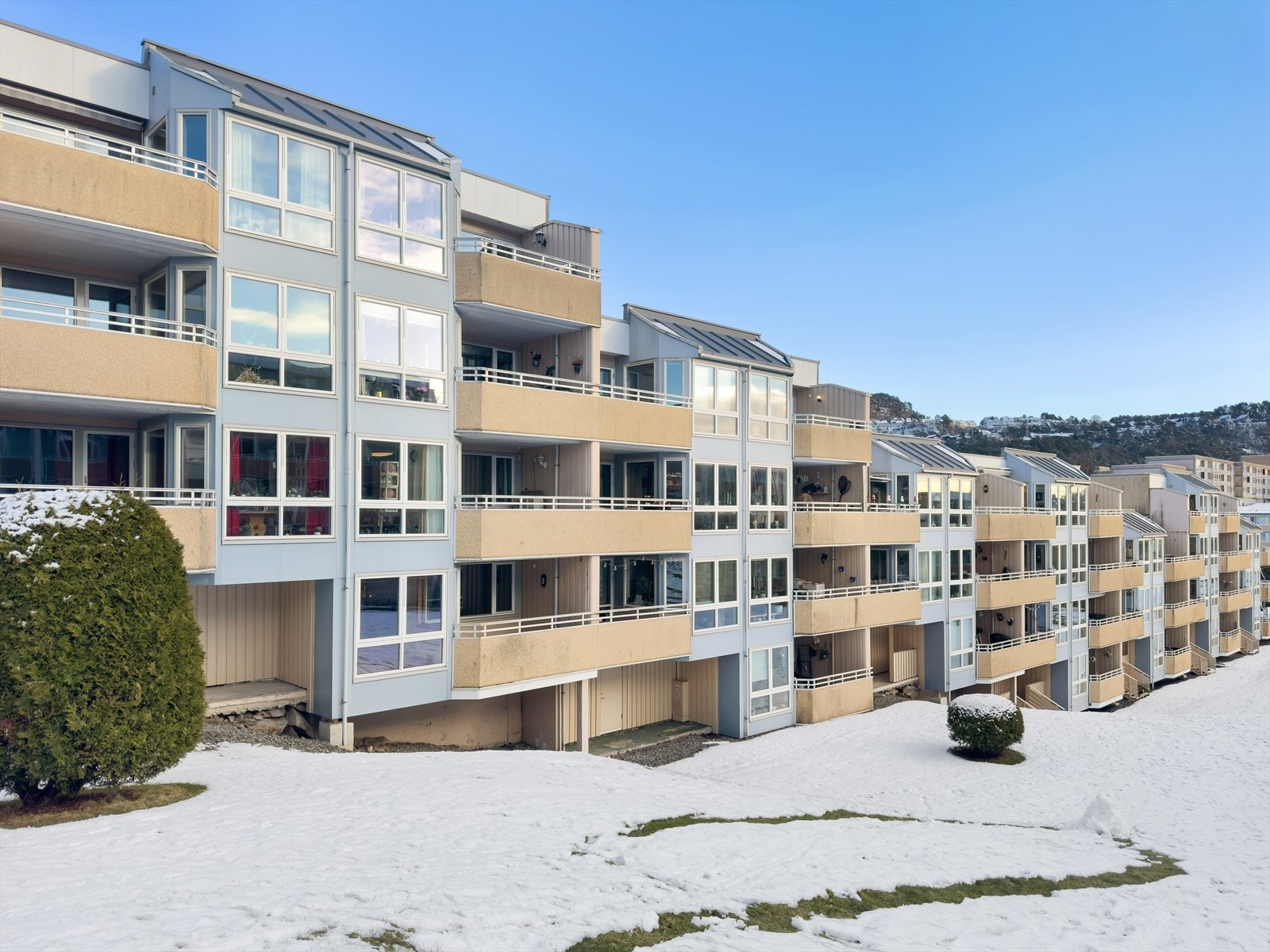 Laila Flinterud har gleden av å presentere Hjalmar Brantingsveg 115! Galleribilde