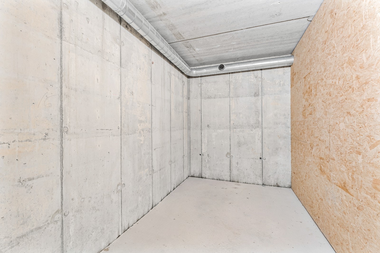 Ekstern bod på 6,0 m² Galleribilde