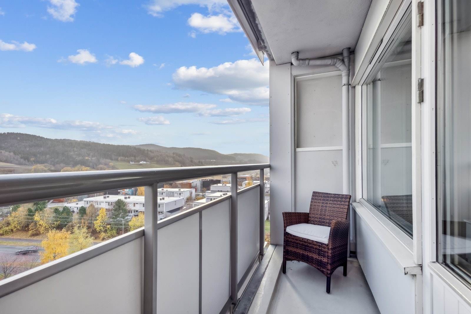 Balkongene gir en flott utsikt over Estendstadsmarka og er ypperlige oppholdssted for å nyte morgen- og formidagssolen. Galleribilde