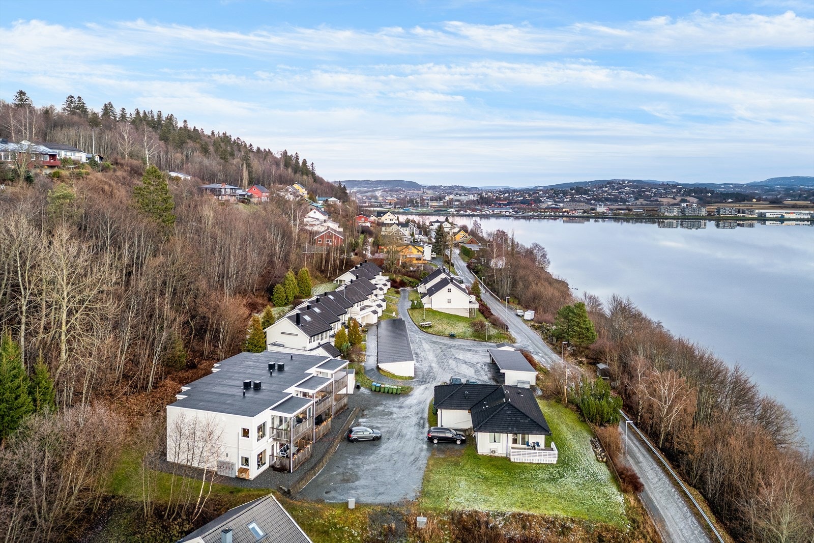 Borettslaget ligger fredelig til med kort avstand til Levanger sentrum. Galleribilde