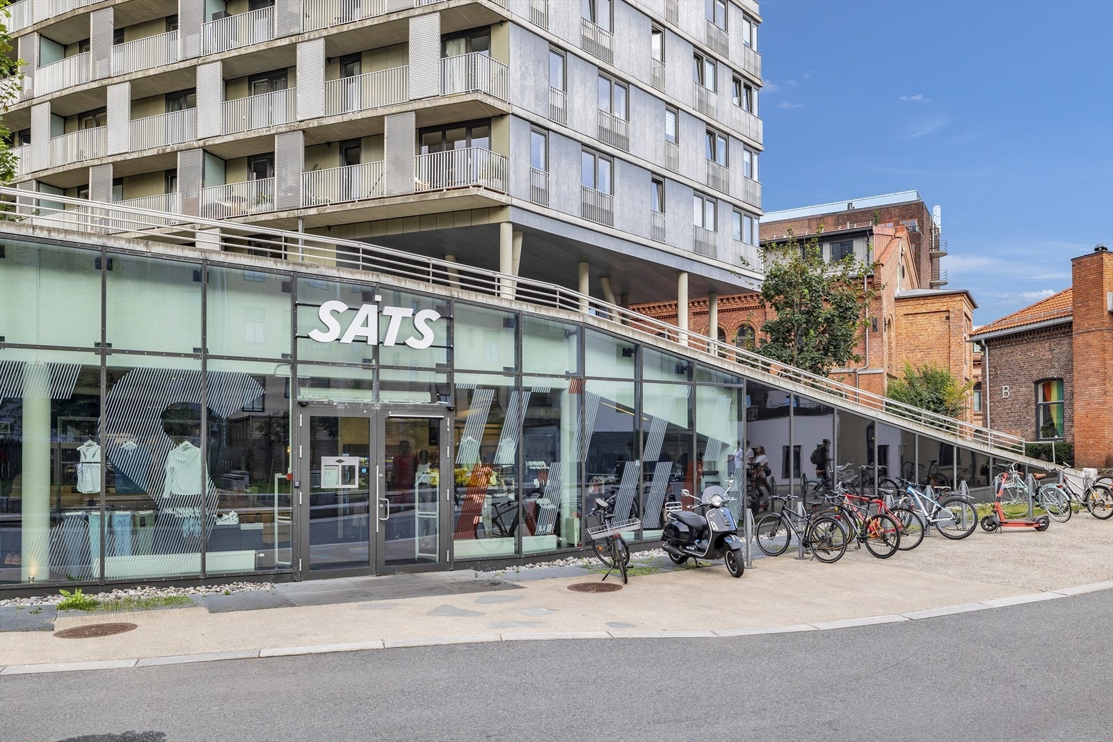 Flere treningssesnter i nærheten om du ønsker å trene inne Galleribilde