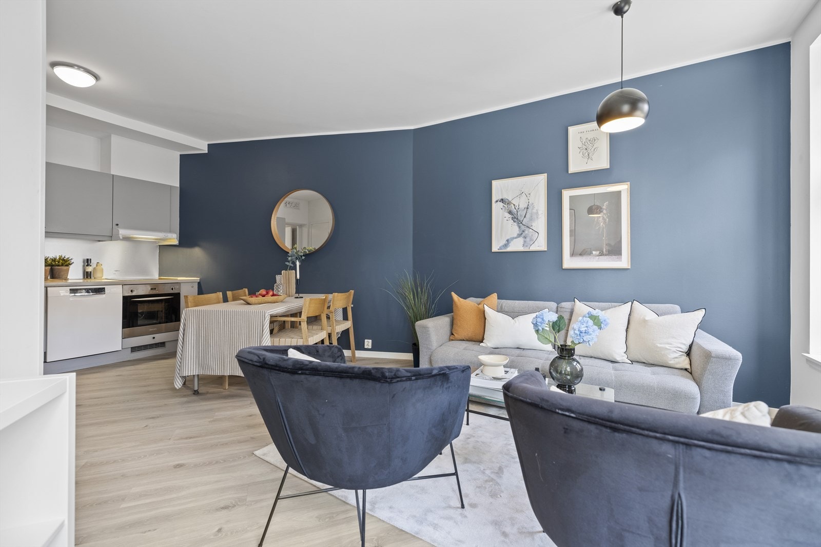 Lekker leilighet med en tidsriktig og delikat fargepalett Galleribilde