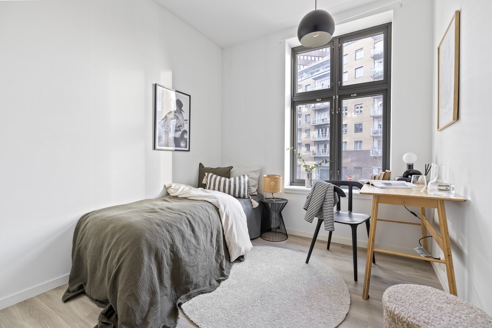 Soverom 2. Bygården er fra 1898 og totalrenovert i 2007 Galleribilde