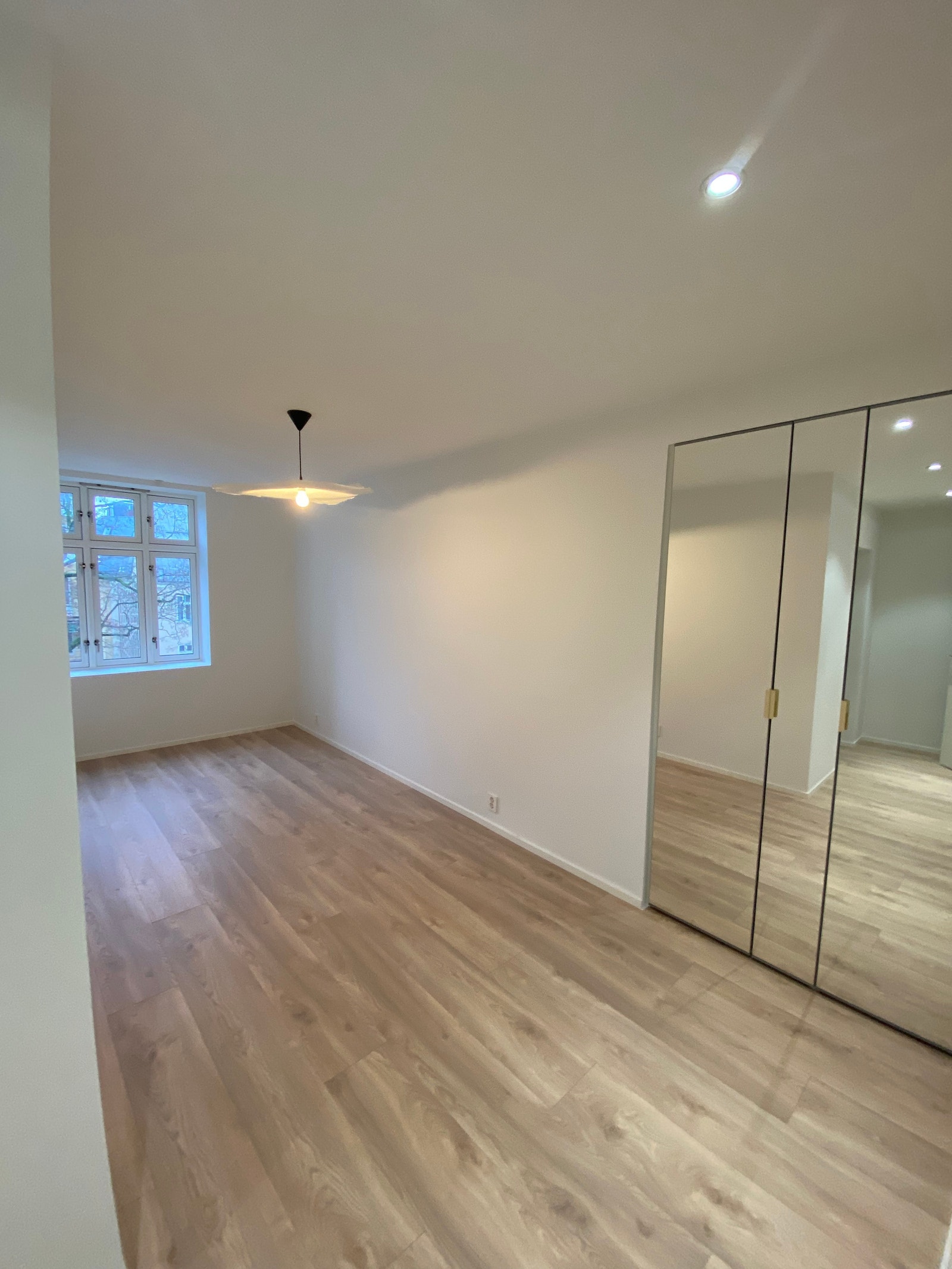 Soverom 3 med garderobeskap Galleribilde