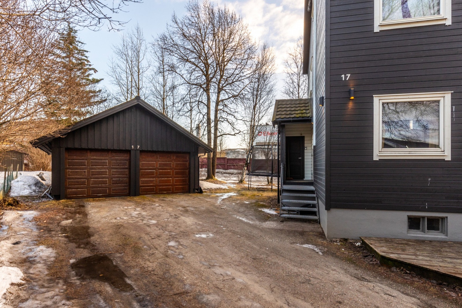 Parkering i garasje Galleribilde