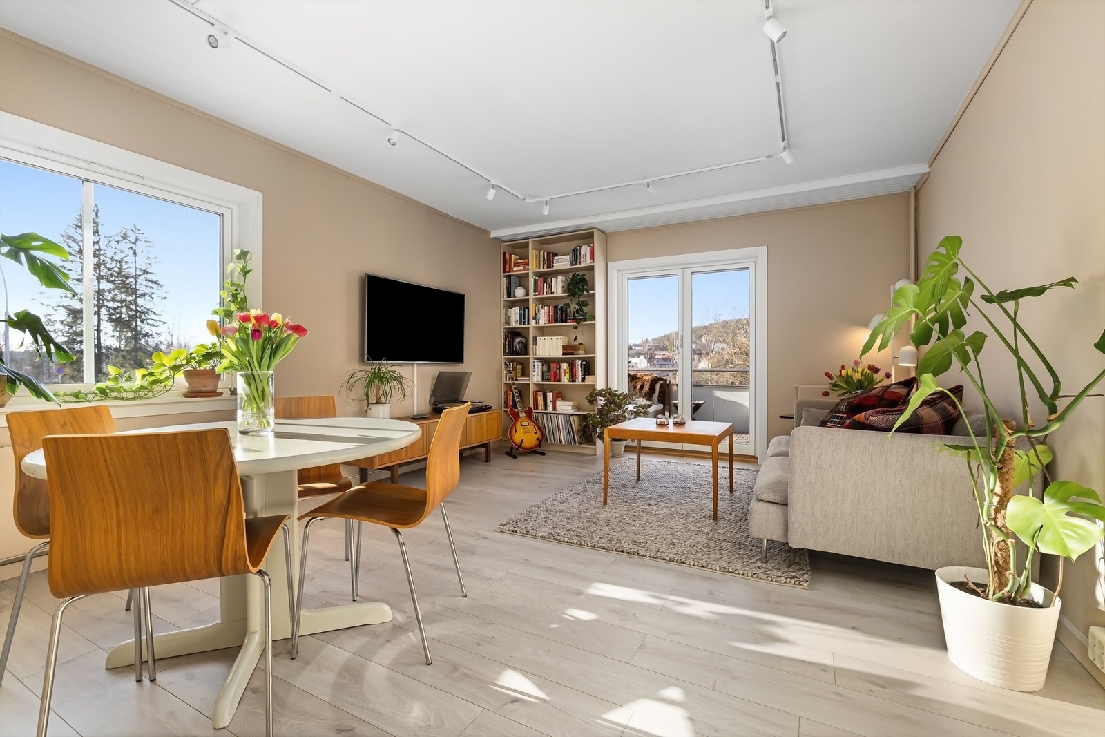 Krogsveen ved Hallvard Taasen har gleden av å presentere Selvbyggerveien 62! Galleribilde