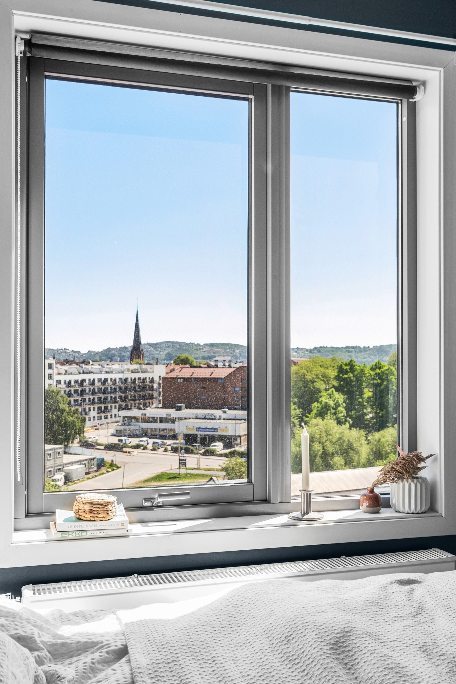 God vindusflate som sikrer mye lysinnslipp, samt luftemuligheter. Galleribilde